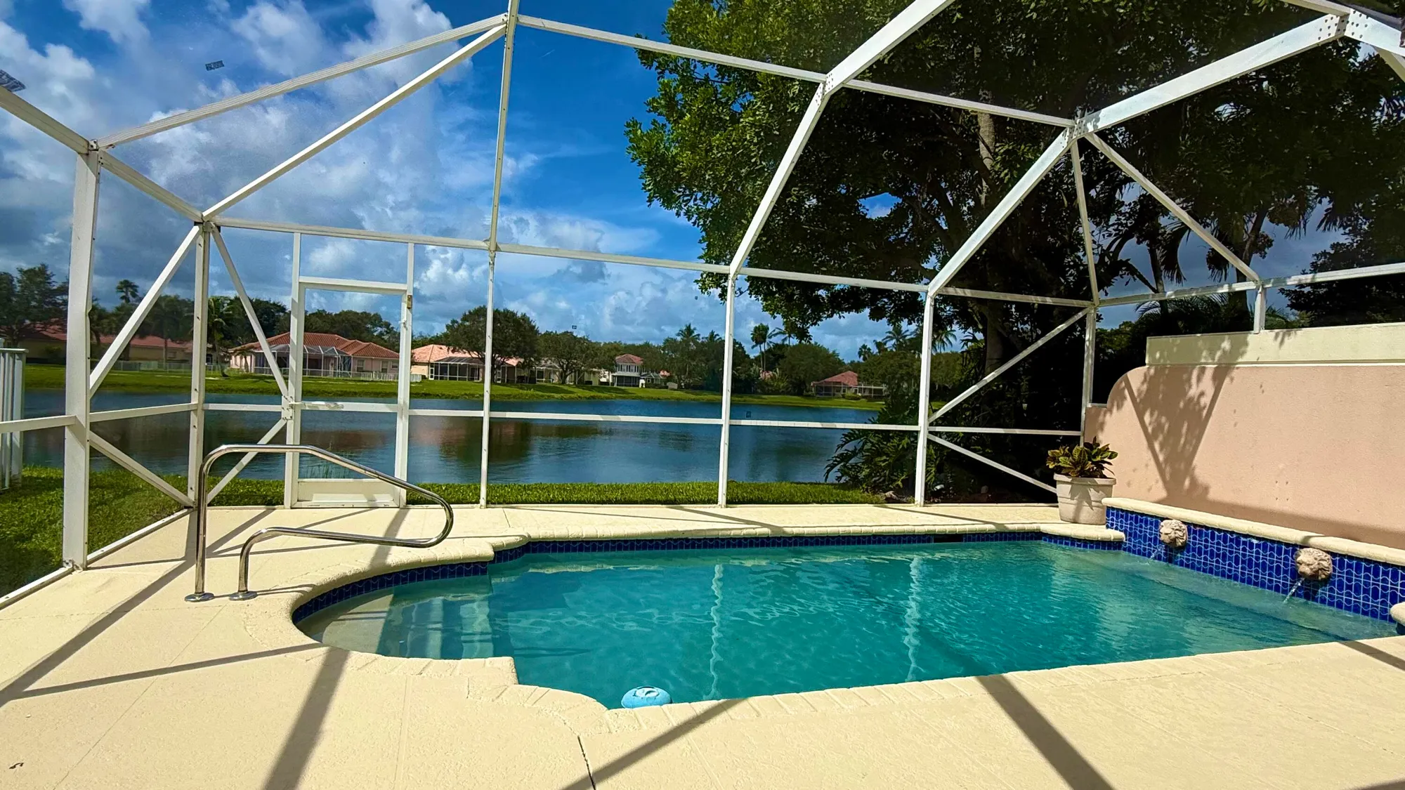 Property Slideshow image 12 of 53 | 2243 blue springs rd, West Palm Beach, FL, 33411