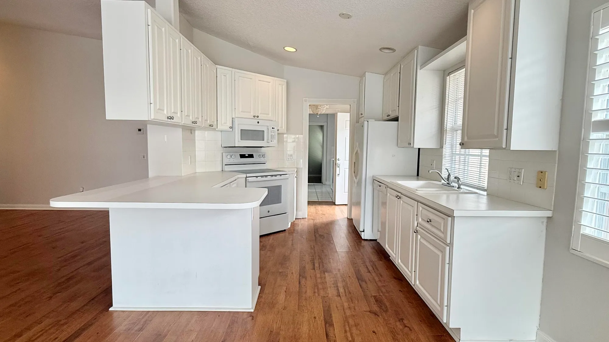 Property Slideshow image 4 of 53 | 2243 blue springs rd, West Palm Beach, FL, 33411