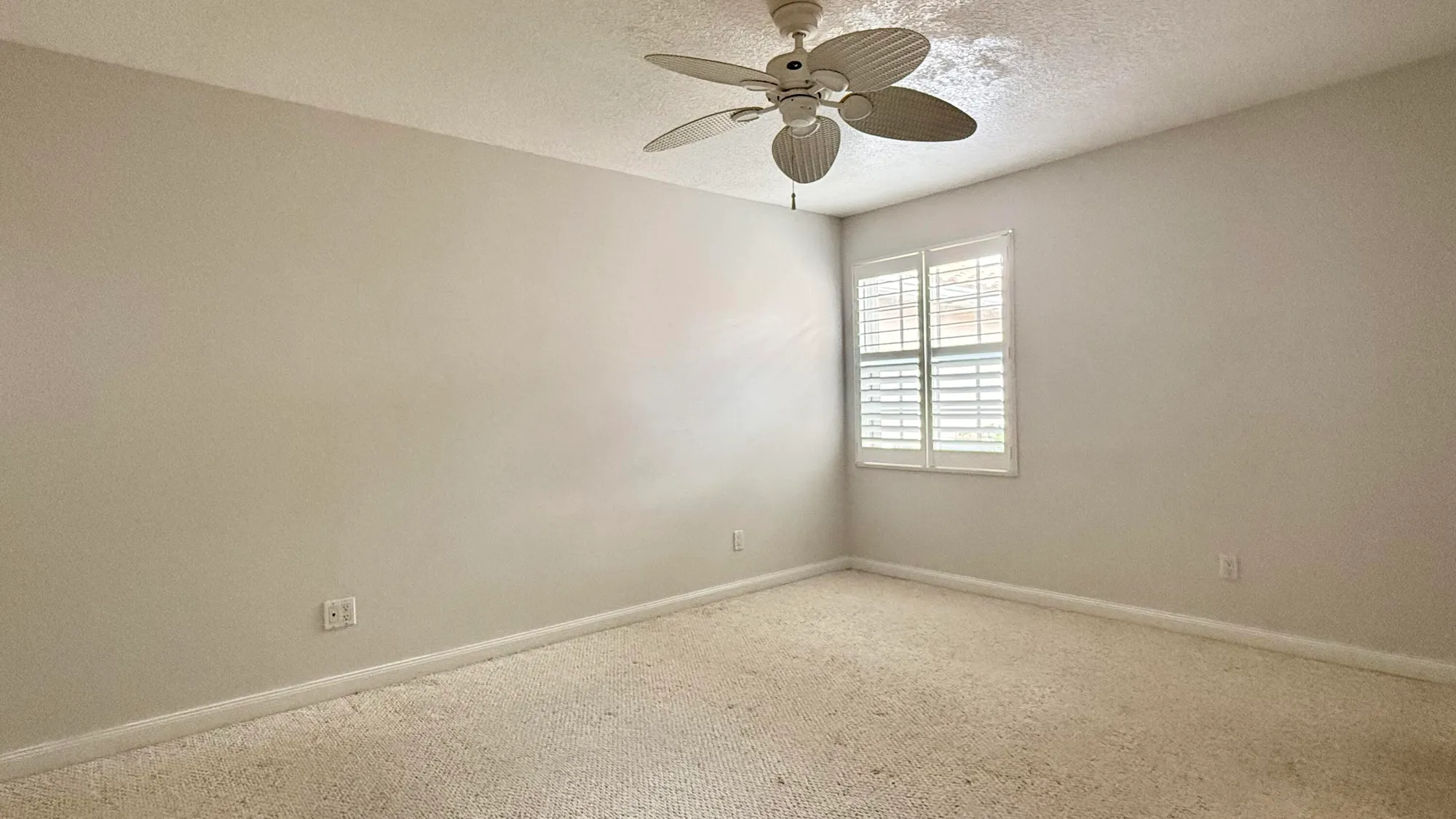 Property Slideshow image 9 of 53 | 2243 blue springs rd, West Palm Beach, FL, 33411