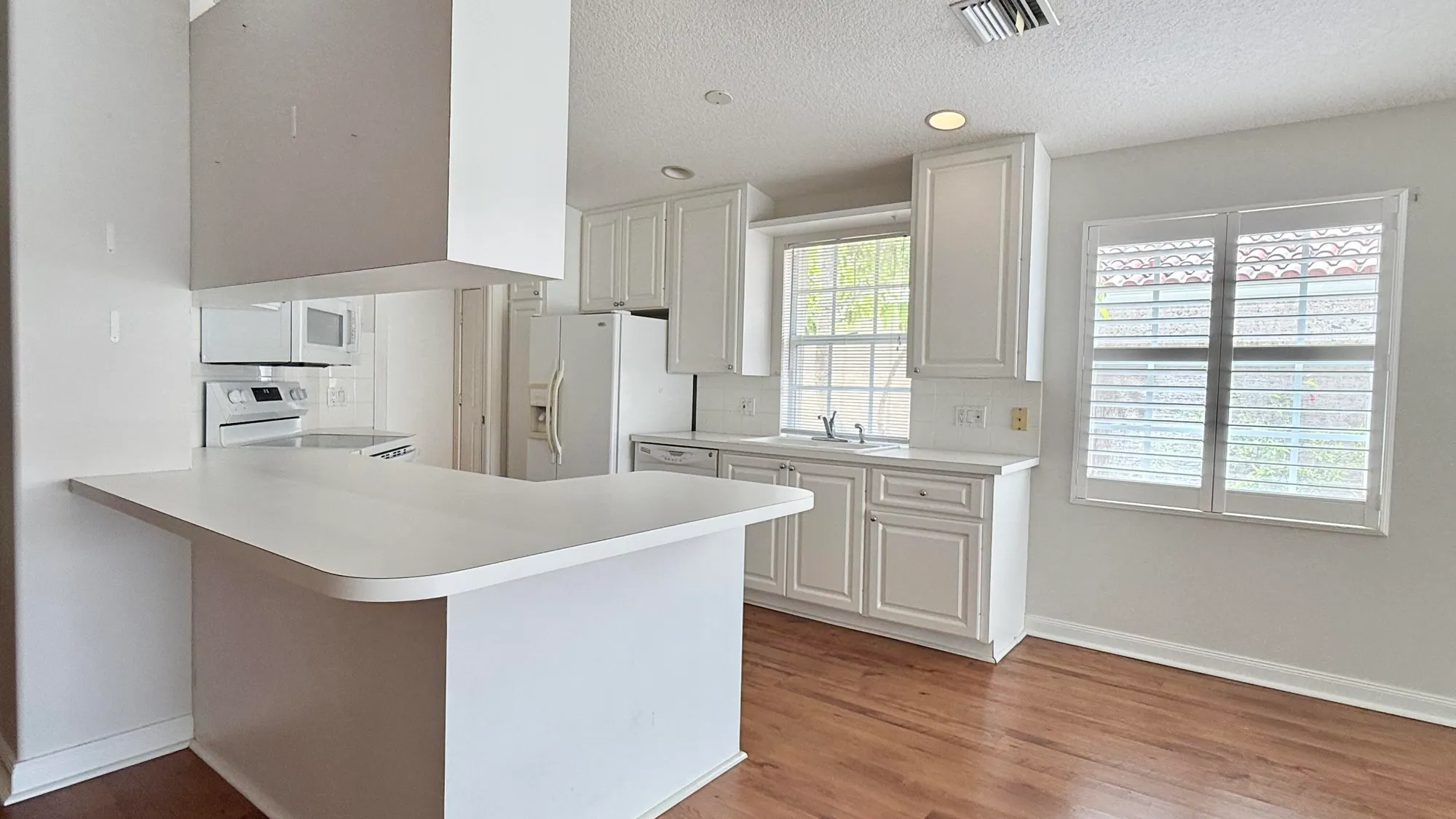 Property Slideshow image 6 of 53 | 2243 blue springs rd, West Palm Beach, FL, 33411