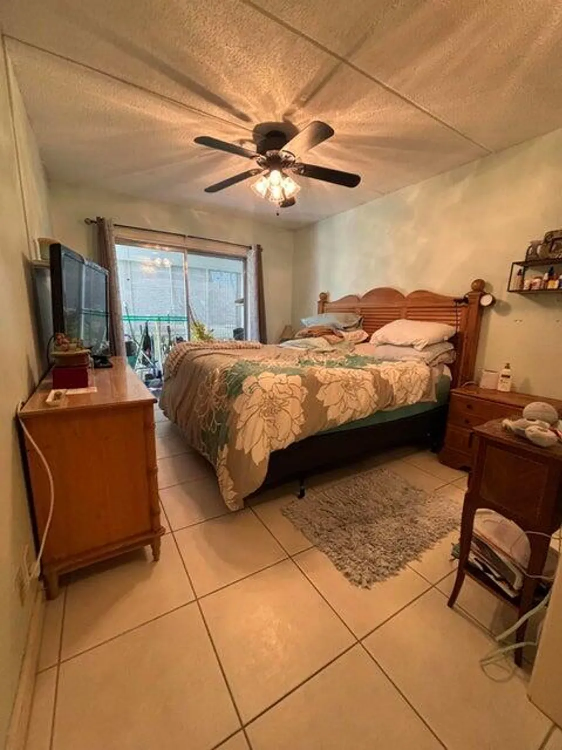 Property Slideshow image 6 of 7 | 3300 springdale blvd 117, Palm Springs, FL, 33461