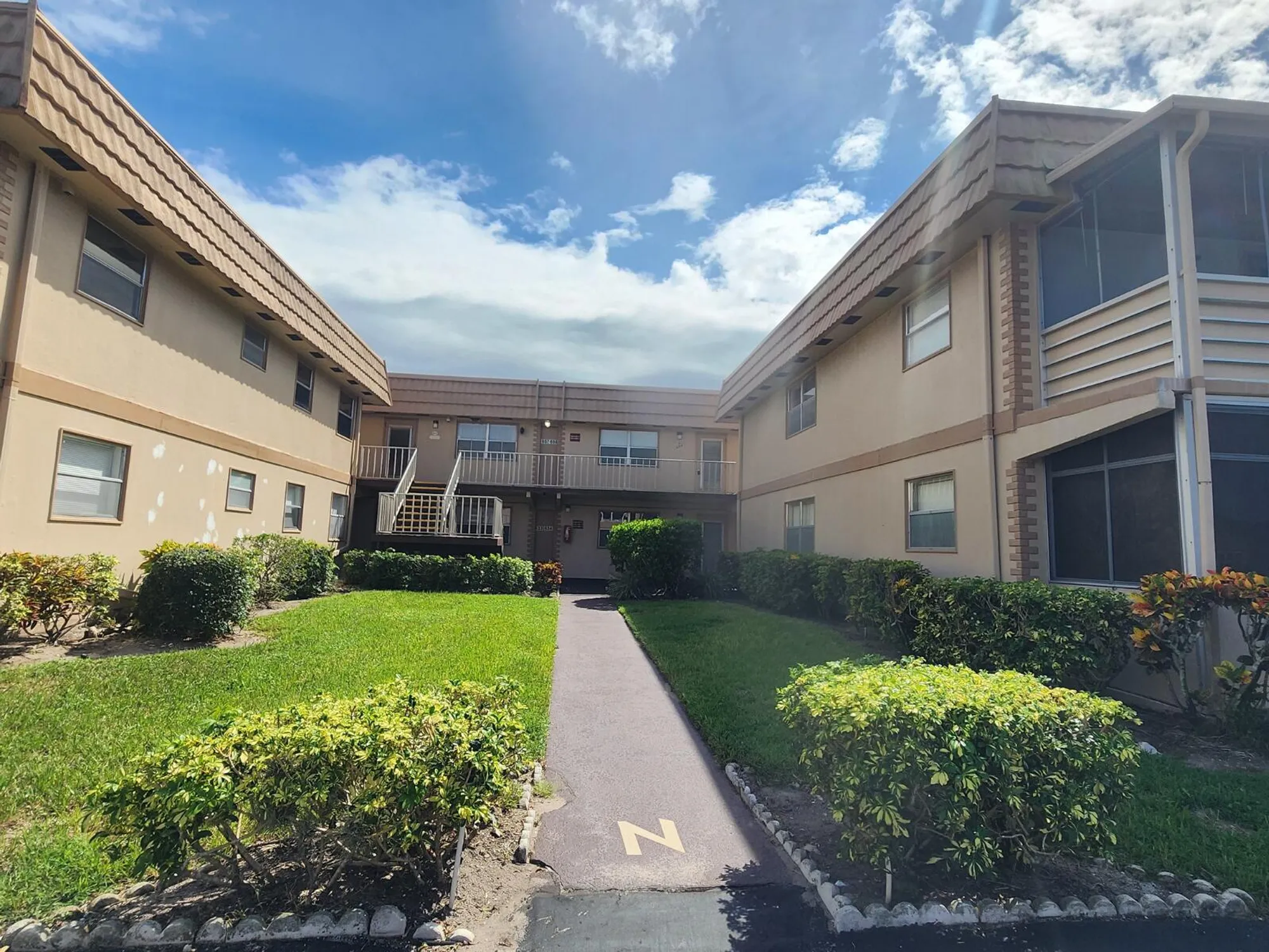 Property Slideshow image 3 of 20 | 632 brittany, Delray Beach, FL, 33446