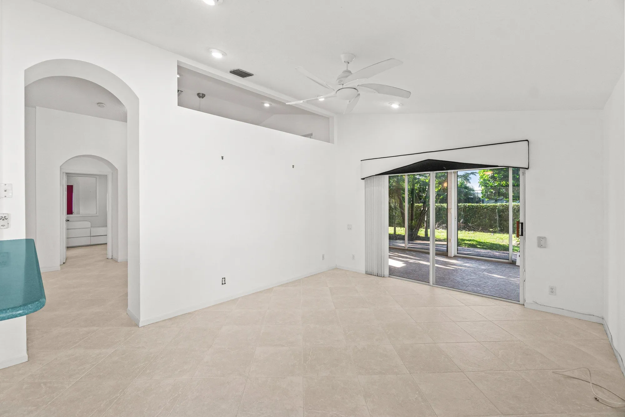 Property Slideshow image 11 of 36 | 6570 maybrook rd, Boynton Beach, FL, 33437