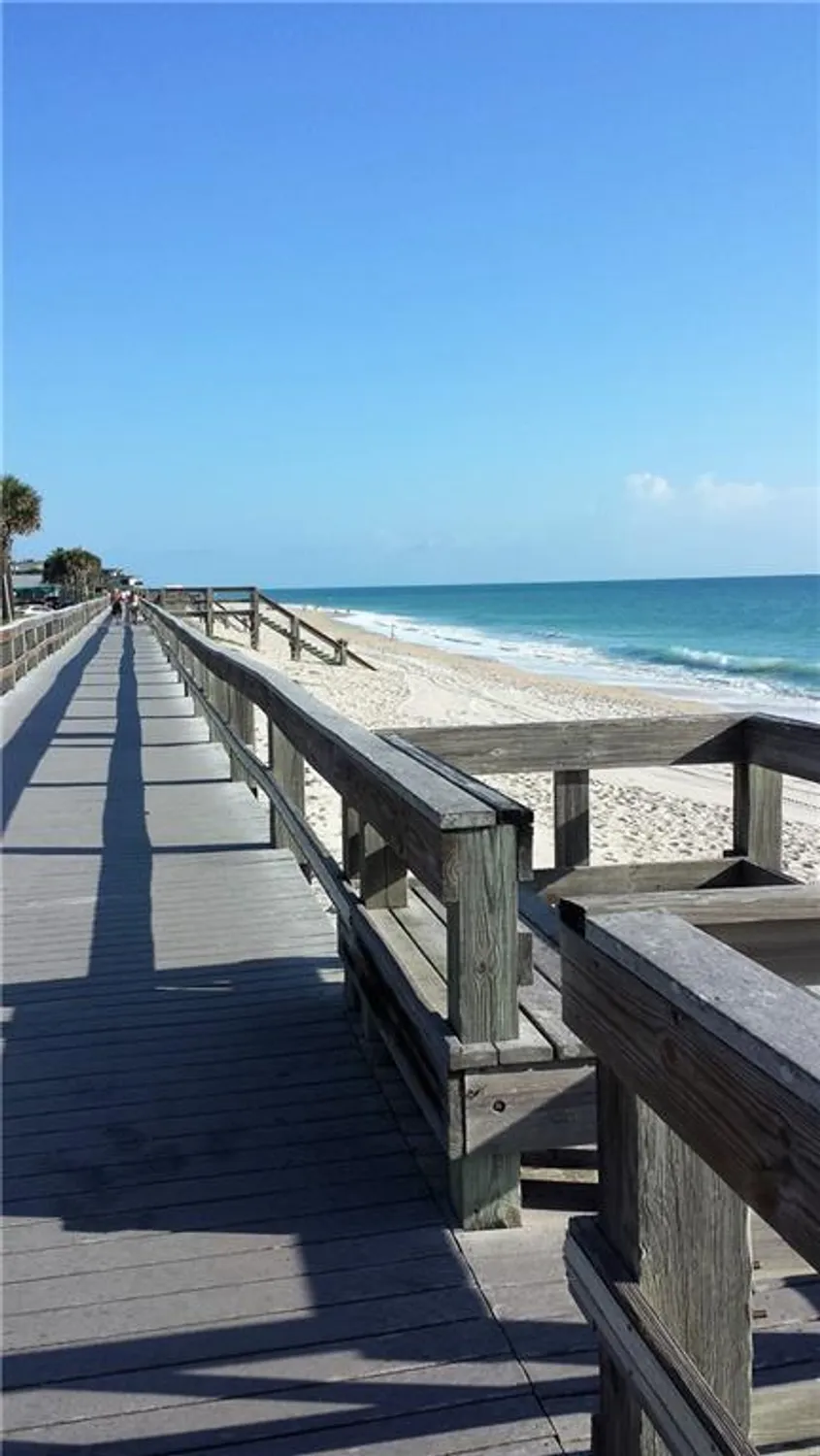 Property Slideshow image 31 of 33 | 5425 barbados sq, Vero Beach, FL, 32967