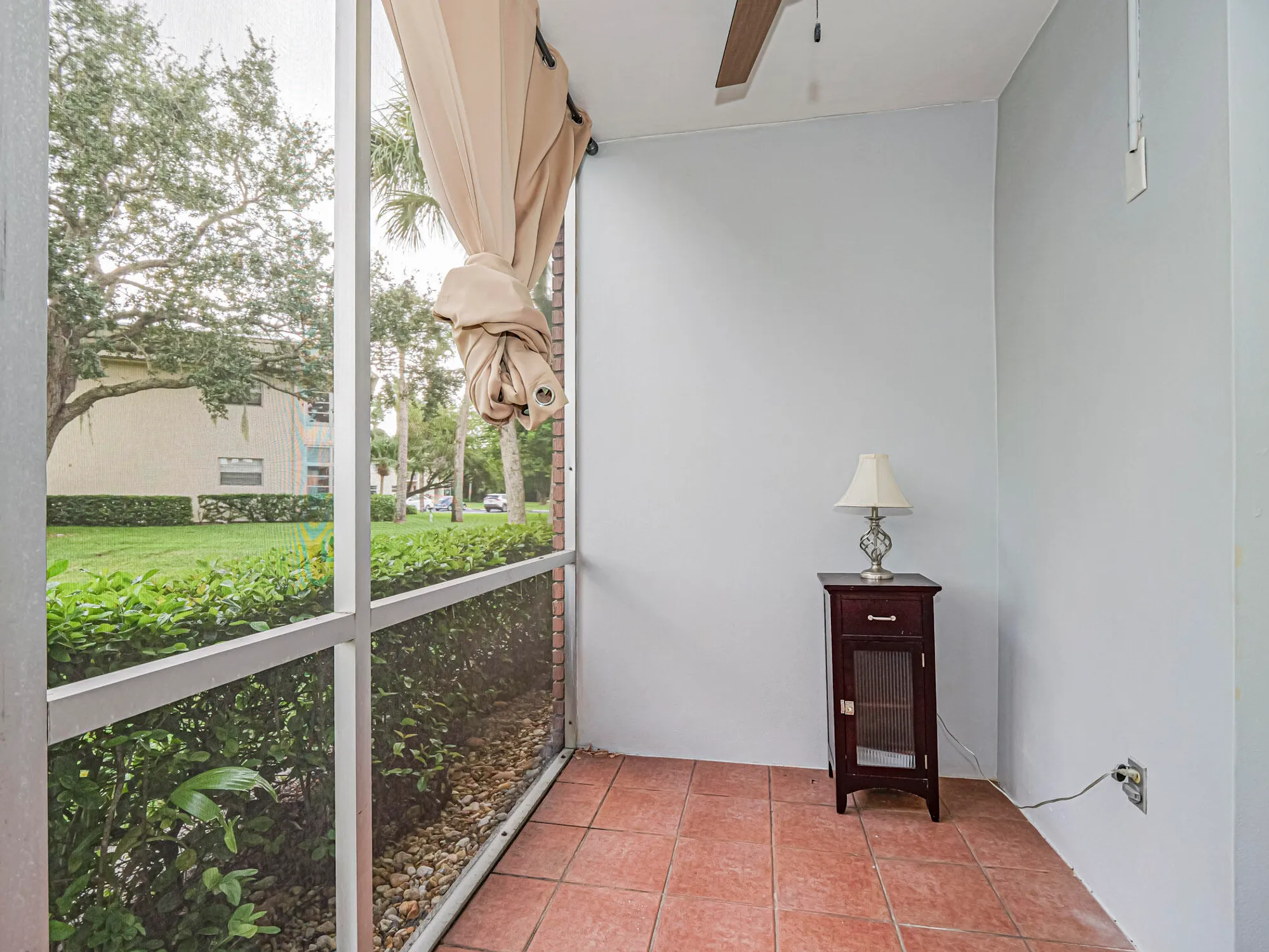 Property Slideshow image 27 of 39 | 44 vista gardens trl apt 104, Vero Beach, FL, 32962