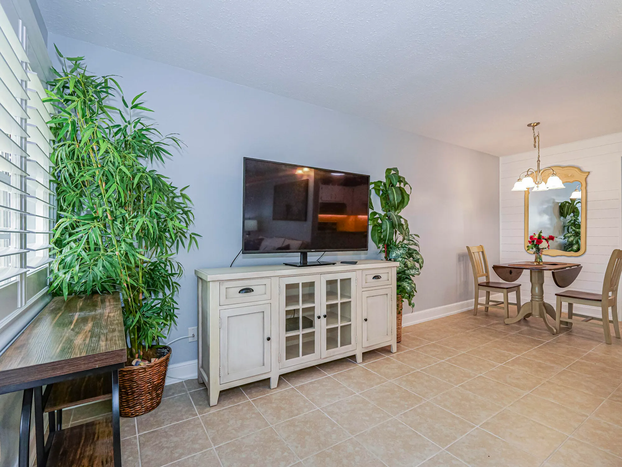 Property Slideshow image 13 of 39 | 44 vista gardens trl apt 104, Vero Beach, FL, 32962