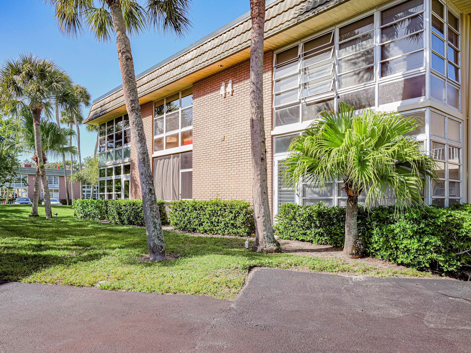 Property Slideshow image 1 of 39 | 44 vista gardens trl apt 104, Vero Beach, FL, 32962