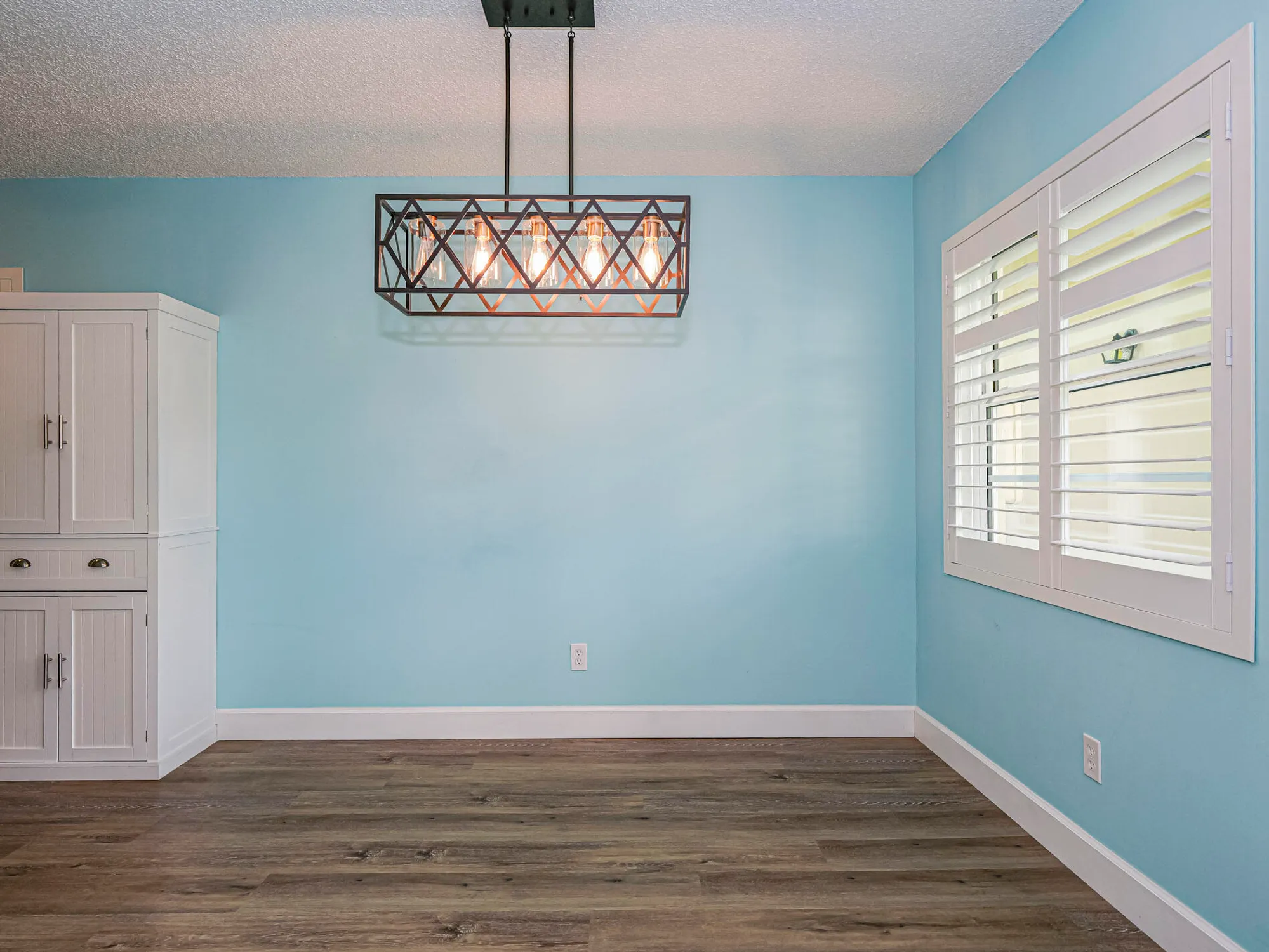 Property Slideshow image 10 of 38 | 28 vista gardens trl apt 105, Vero Beach, FL, 32962