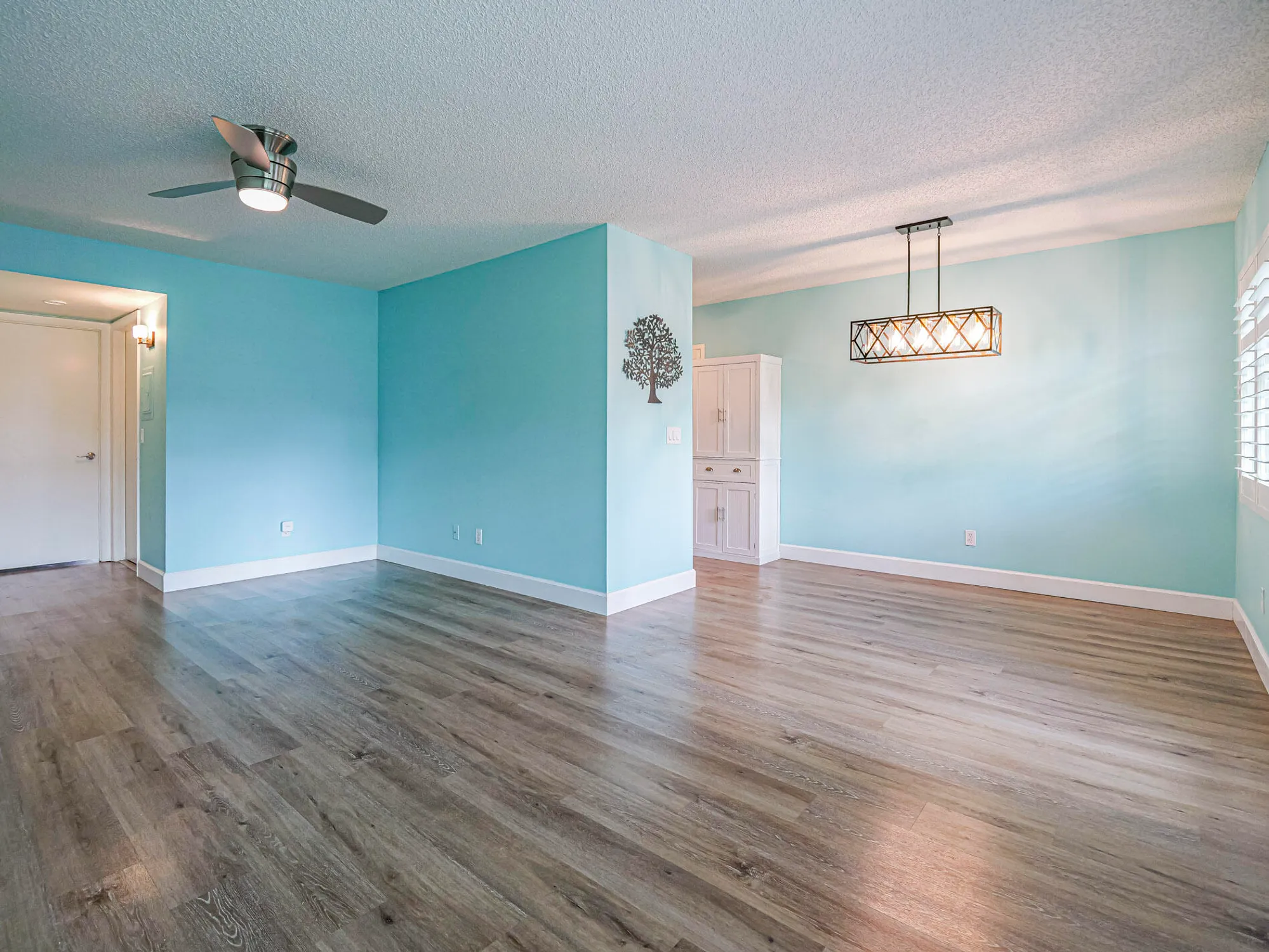 Property Slideshow image 6 of 38 | 28 vista gardens trl apt 105, Vero Beach, FL, 32962