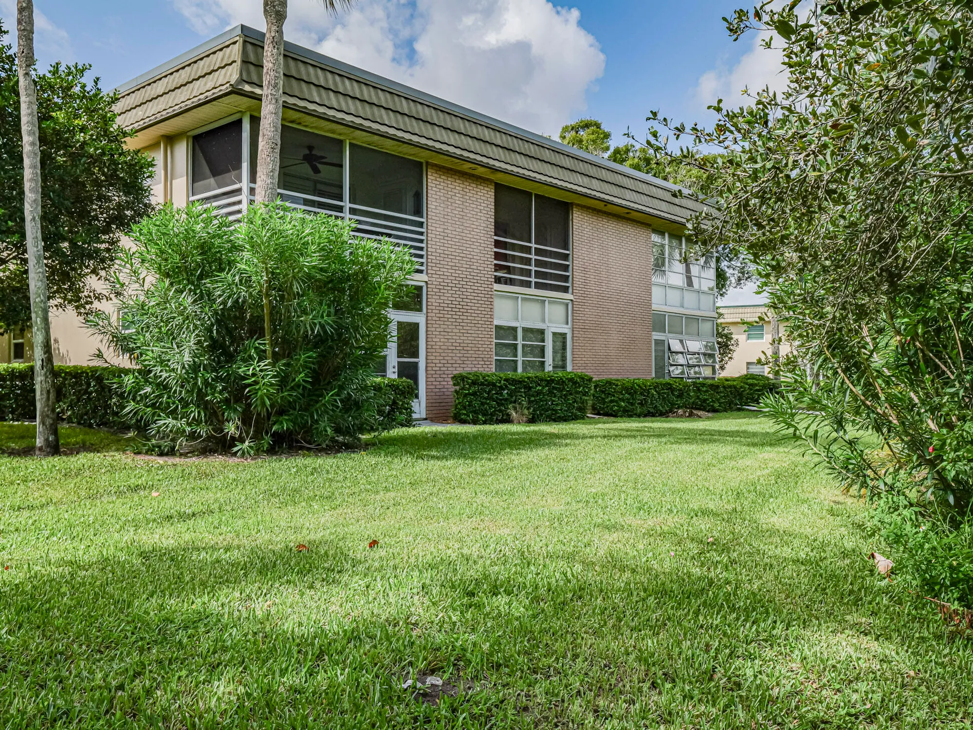 Property Slideshow image 34 of 38 | 28 vista gardens trl apt 105, Vero Beach, FL, 32962