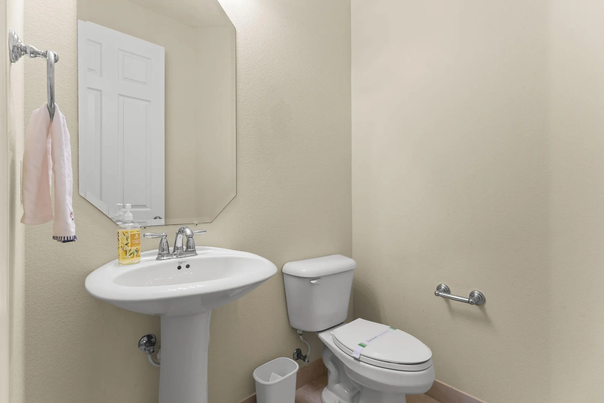 Property Slideshow image 7 of 29 | 11953 sw bennington cir, Port Saint Lucie, FL, 34987