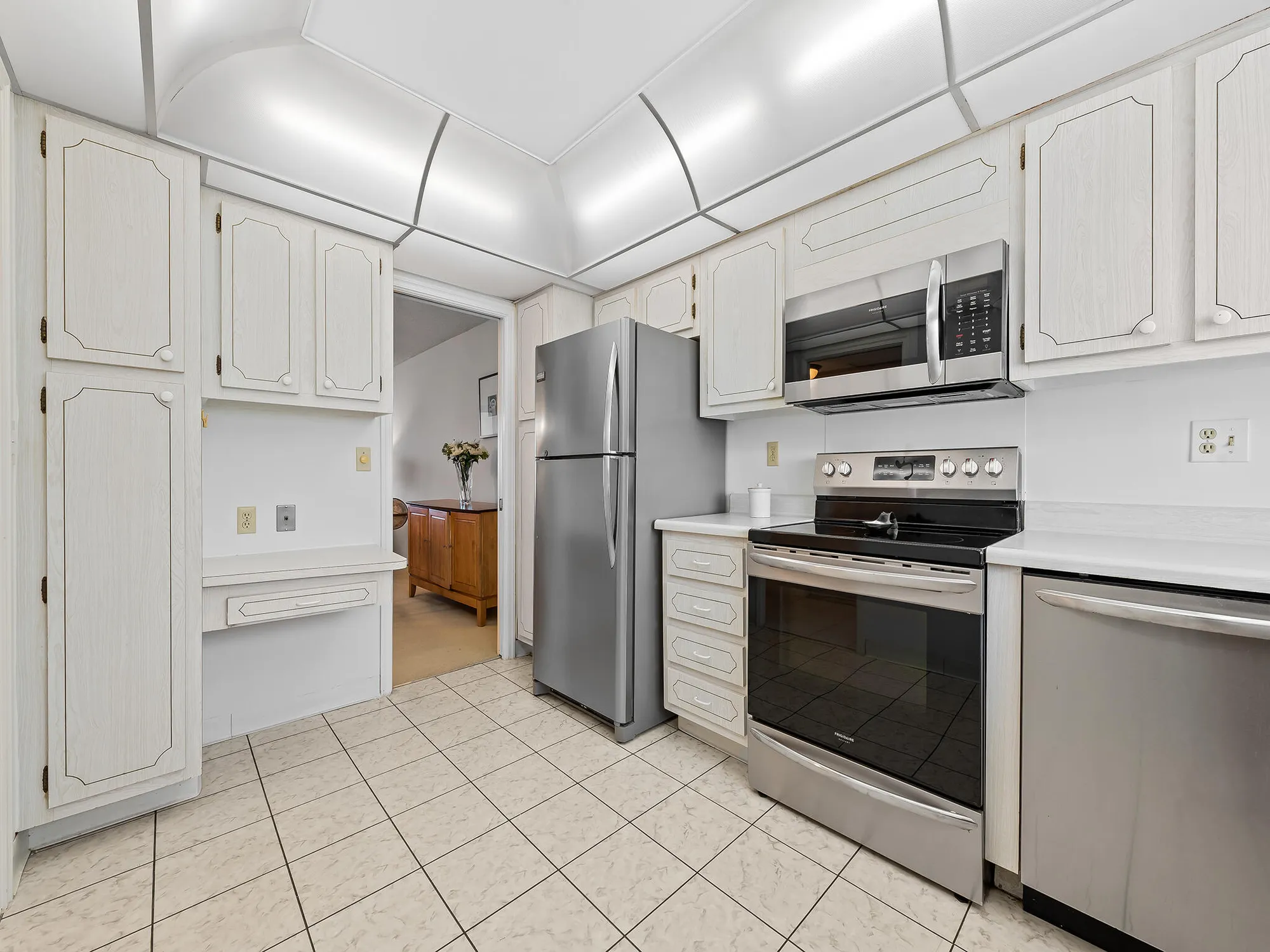 Property Slideshow image 13 of 39 | 3300 s ocean blvd apt 920c, Highland Beach, FL, 33487