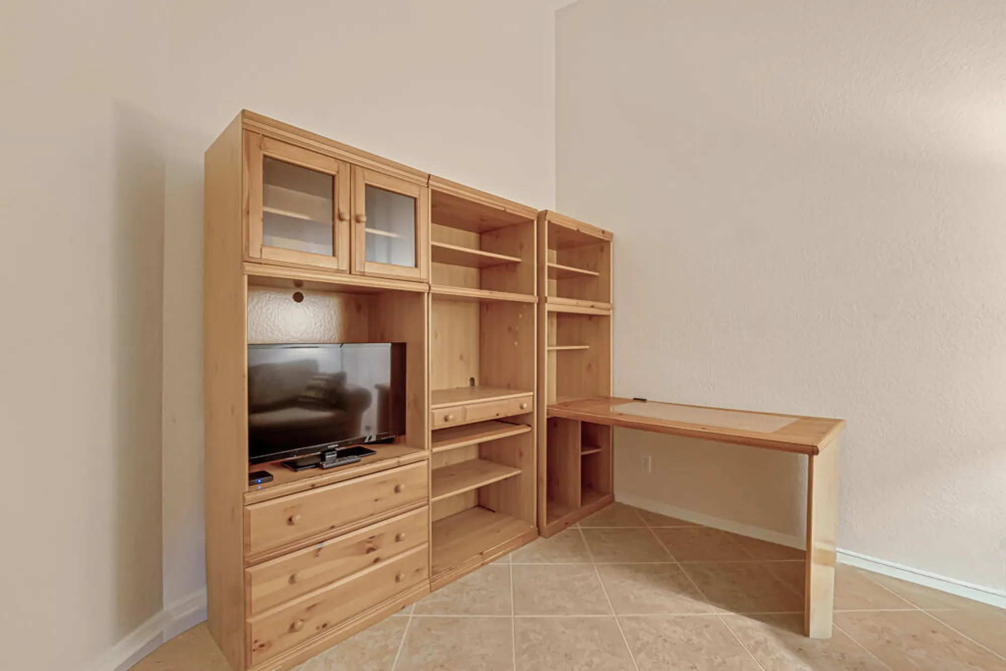 Property Slideshow image 16 of 47 | 8491 logia cir, Boynton Beach, FL, 33472