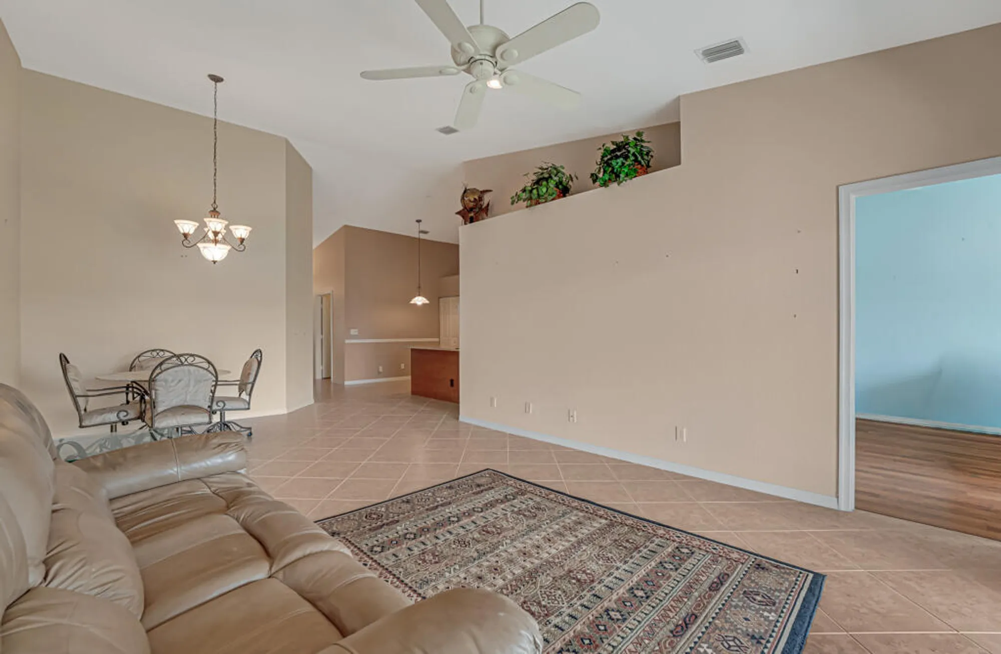 Property Slideshow image 26 of 47 | 8491 logia cir, Boynton Beach, FL, 33472