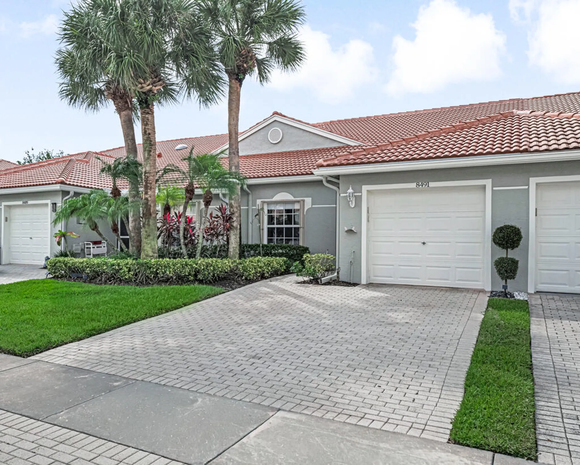 Property Slideshow image 37 of 47 | 8491 logia cir, Boynton Beach, FL, 33472