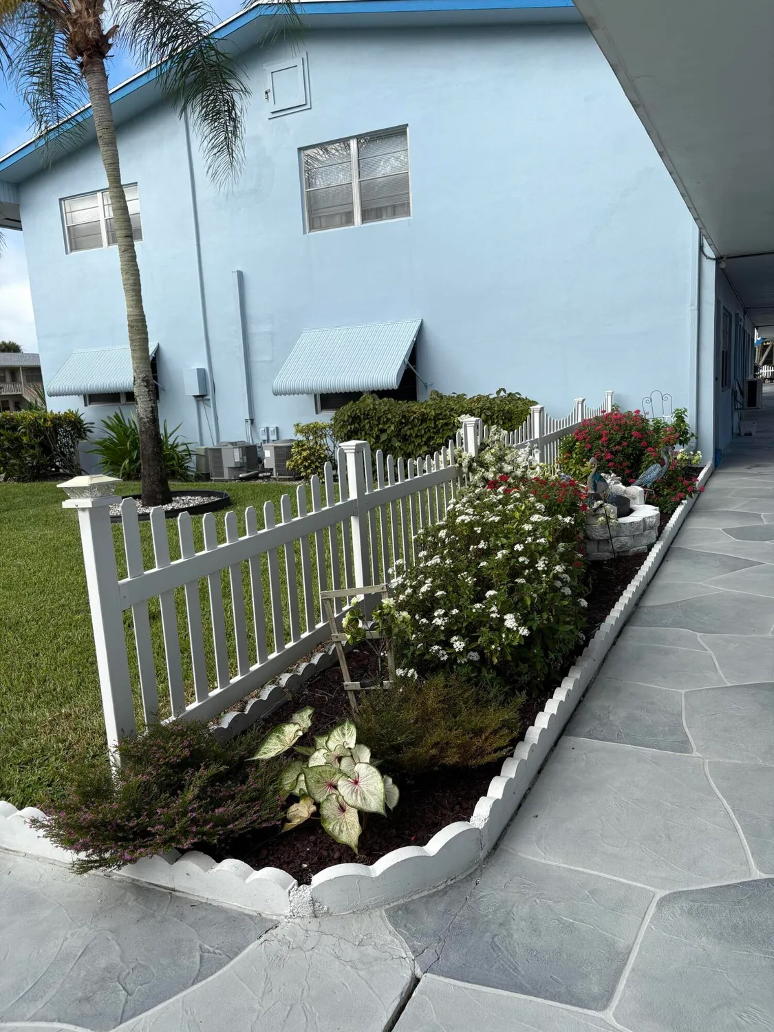 Property Slideshow image 6 of 20 | 168 salisbury g, West Palm Beach, FL, 33417