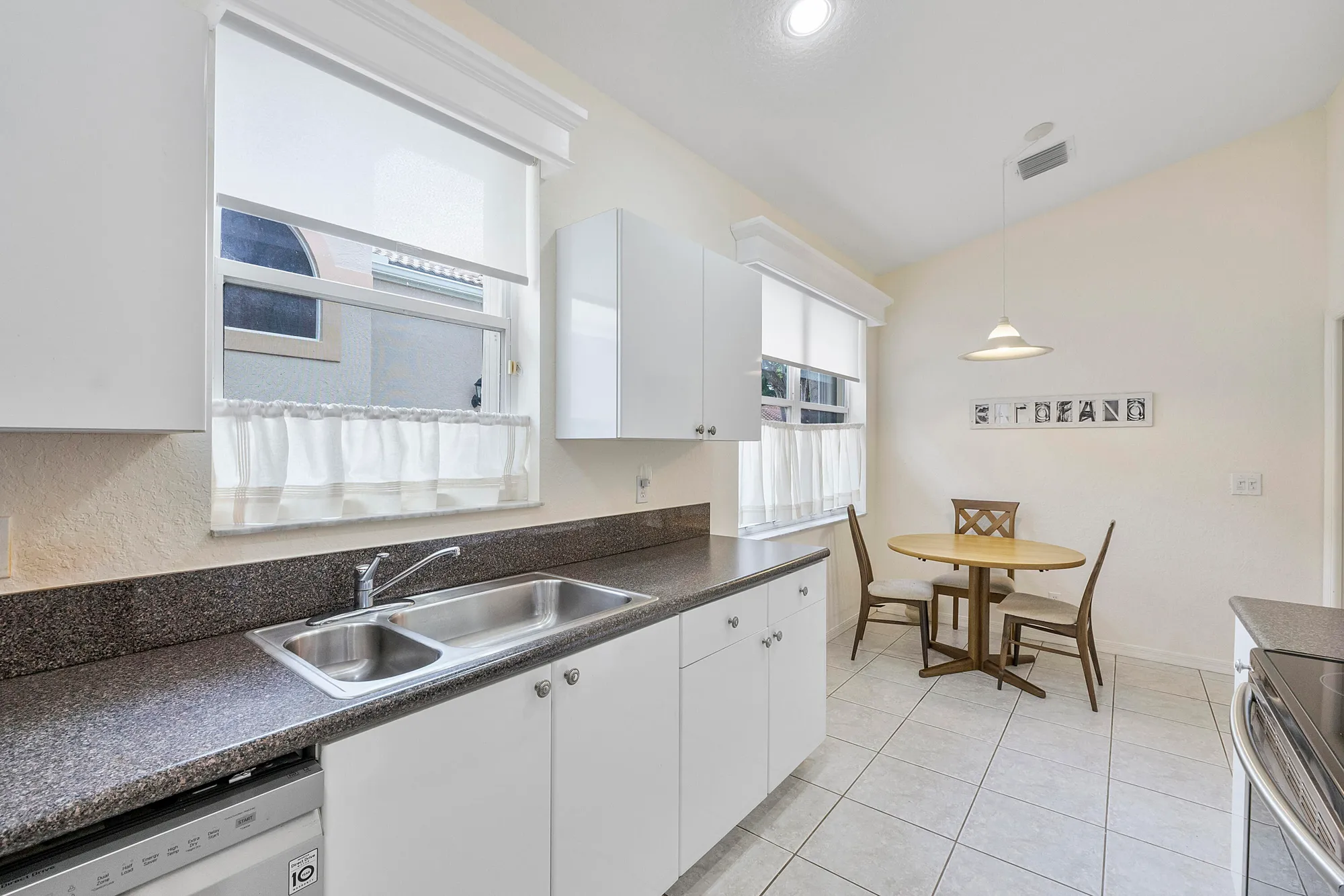 Property Slideshow image 20 of 38 | 7123 via genova, Delray Beach, FL, 33446