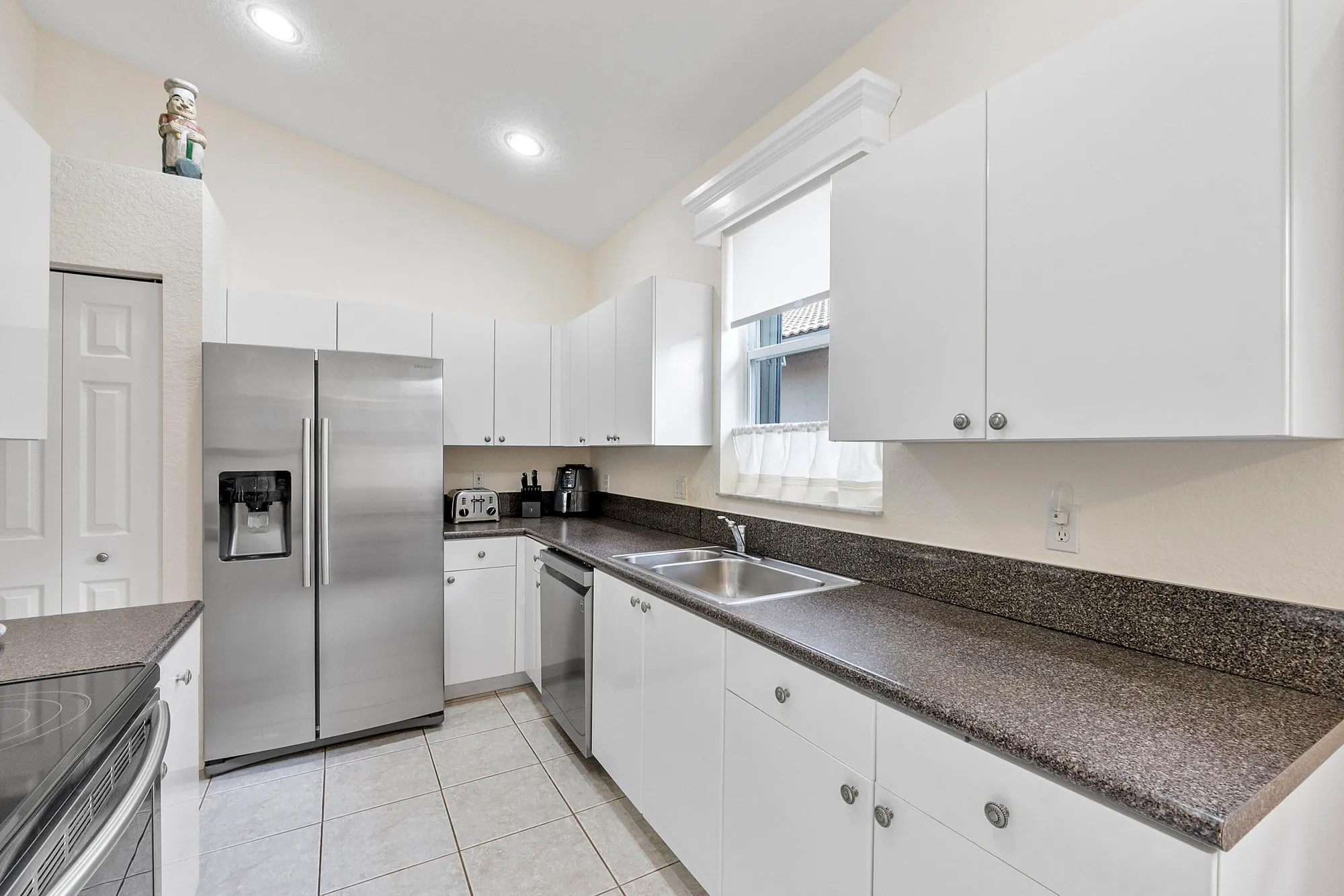 Property Slideshow image 12 of 38 | 7123 via genova, Delray Beach, FL, 33446