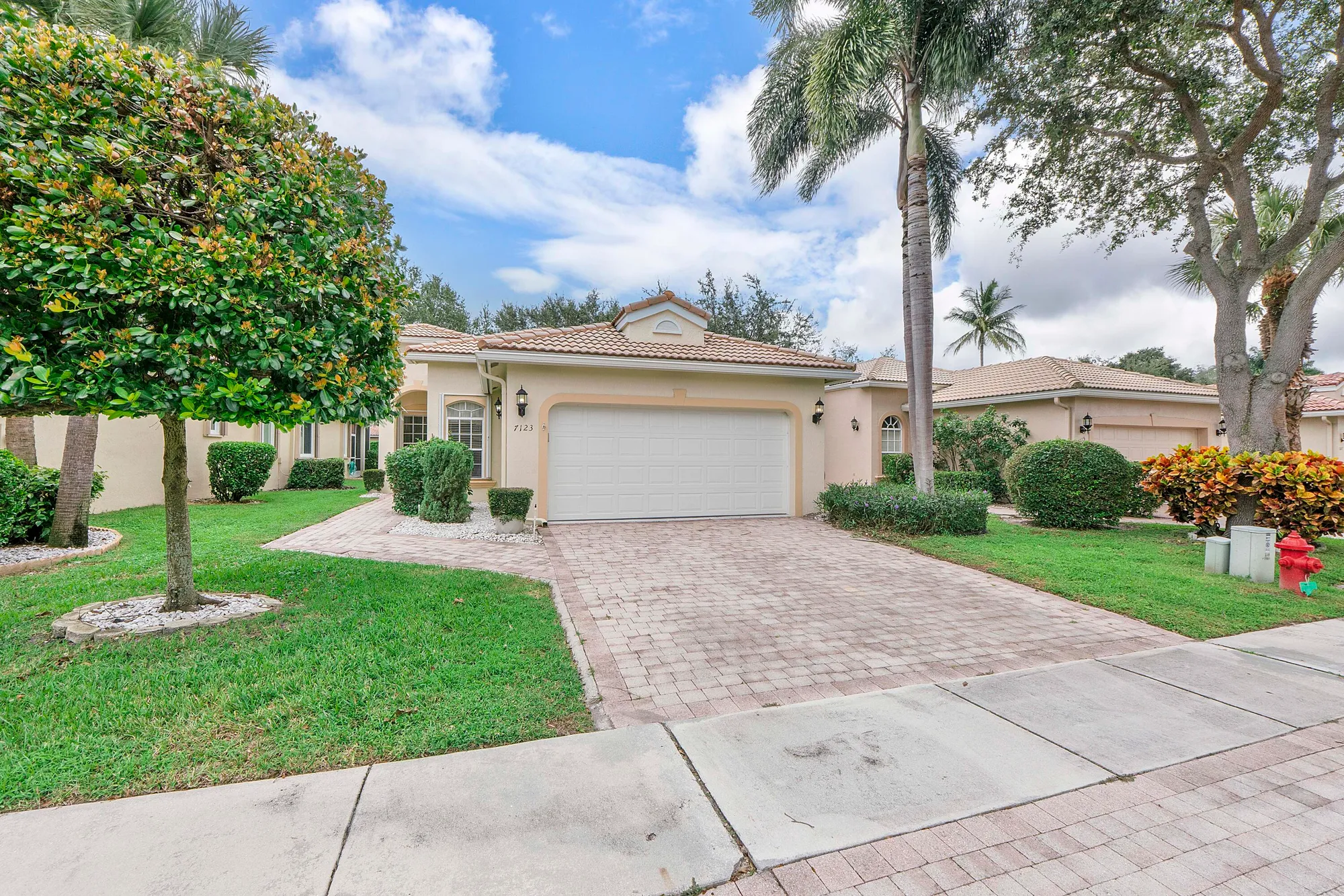 Property Slideshow image 18 of 38 | 7123 via genova, Delray Beach, FL, 33446