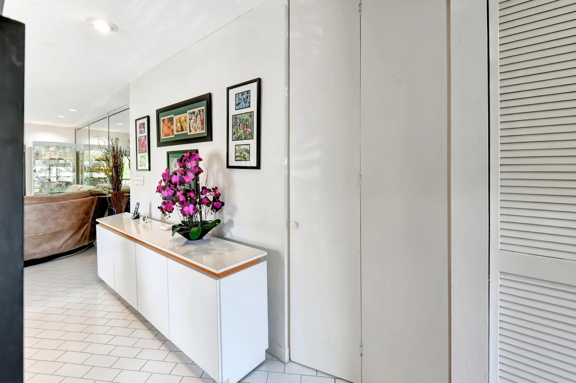 Property Slideshow image 11 of 84 | 15 stratford dr e b, Boynton Beach, FL, 33436