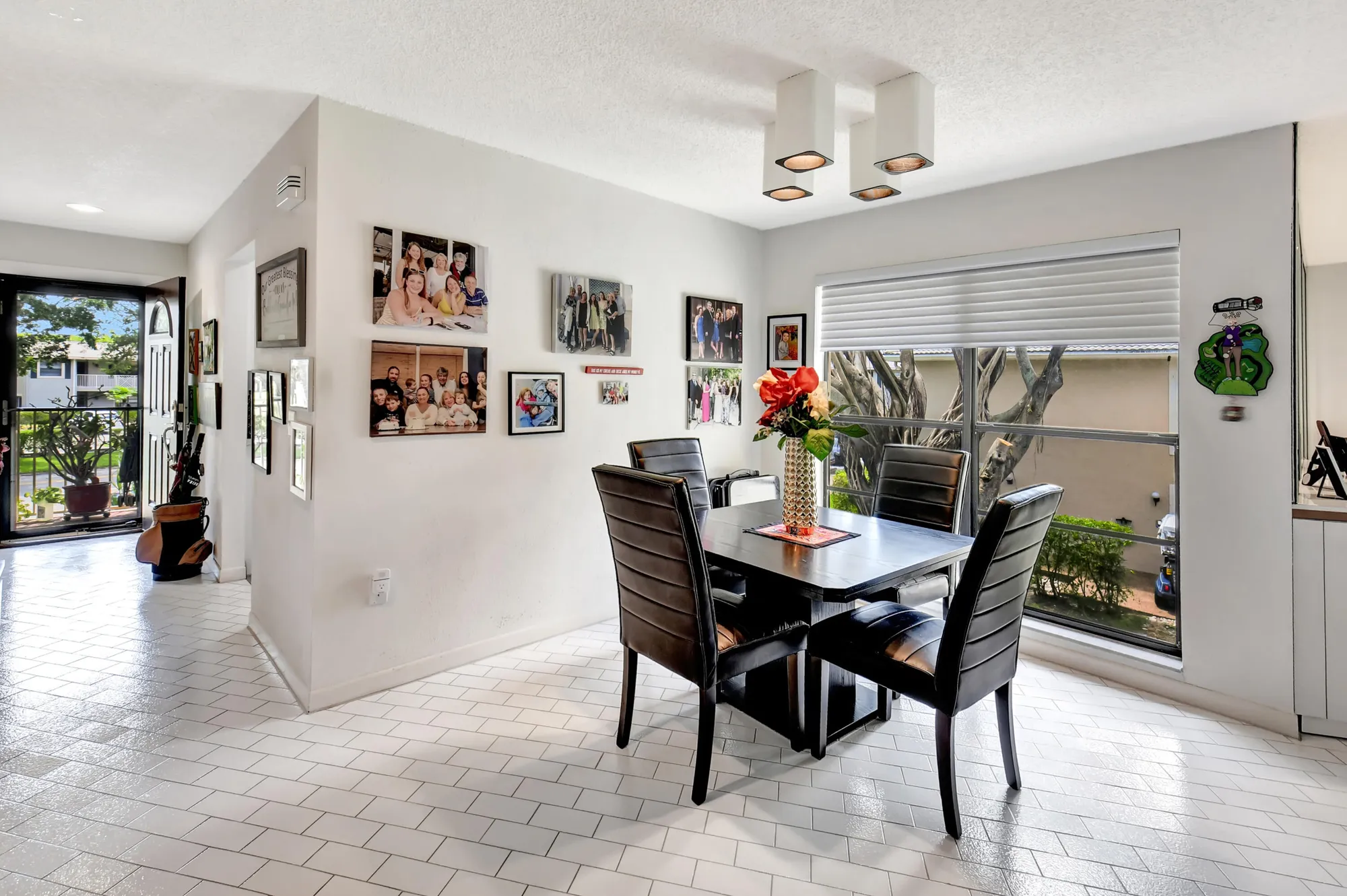 Property Slideshow image 13 of 84 | 15 stratford dr e b, Boynton Beach, FL, 33436