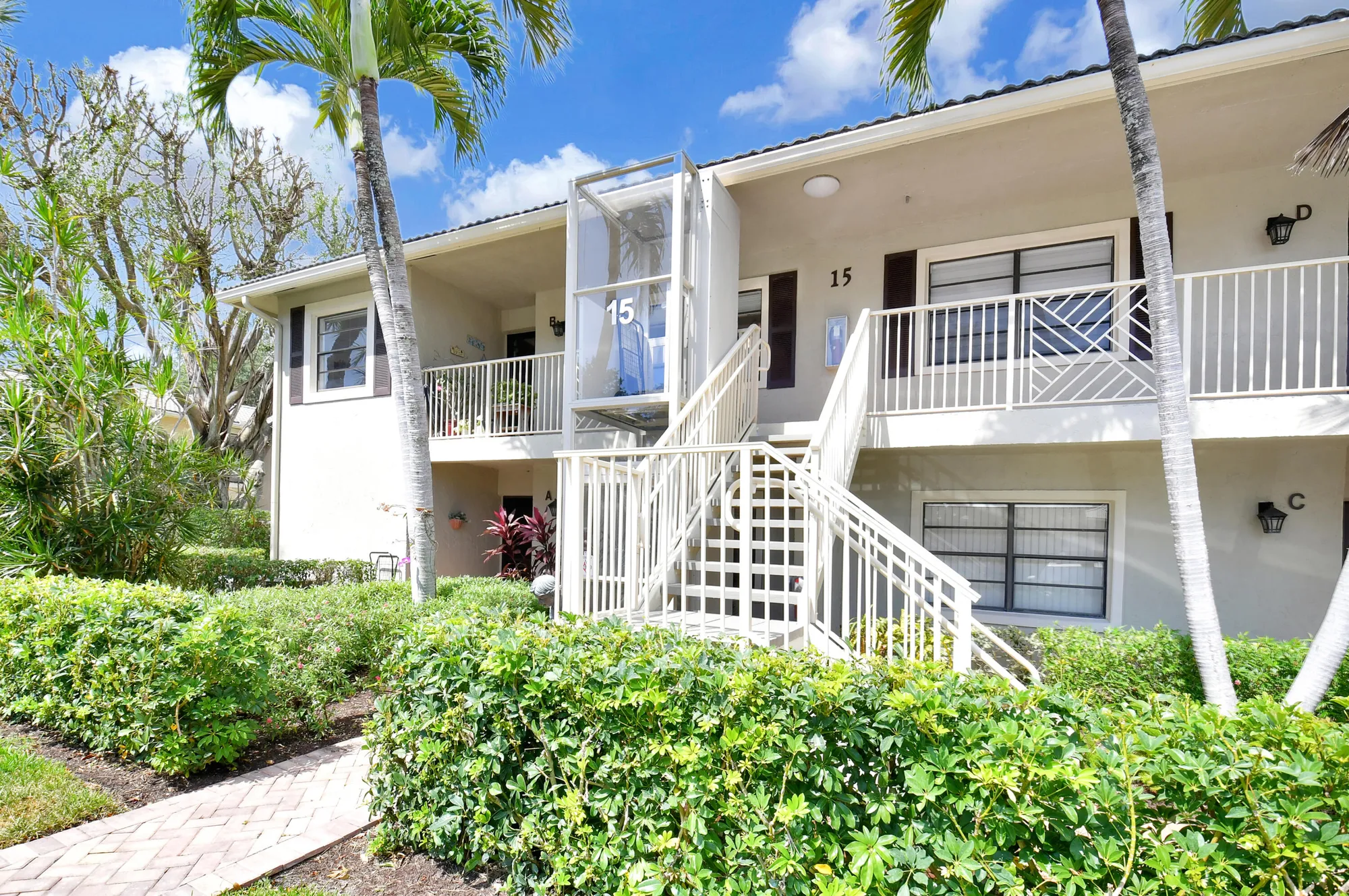 Property Slideshow image 2 of 84 | 15 stratford dr e b, Boynton Beach, FL, 33436