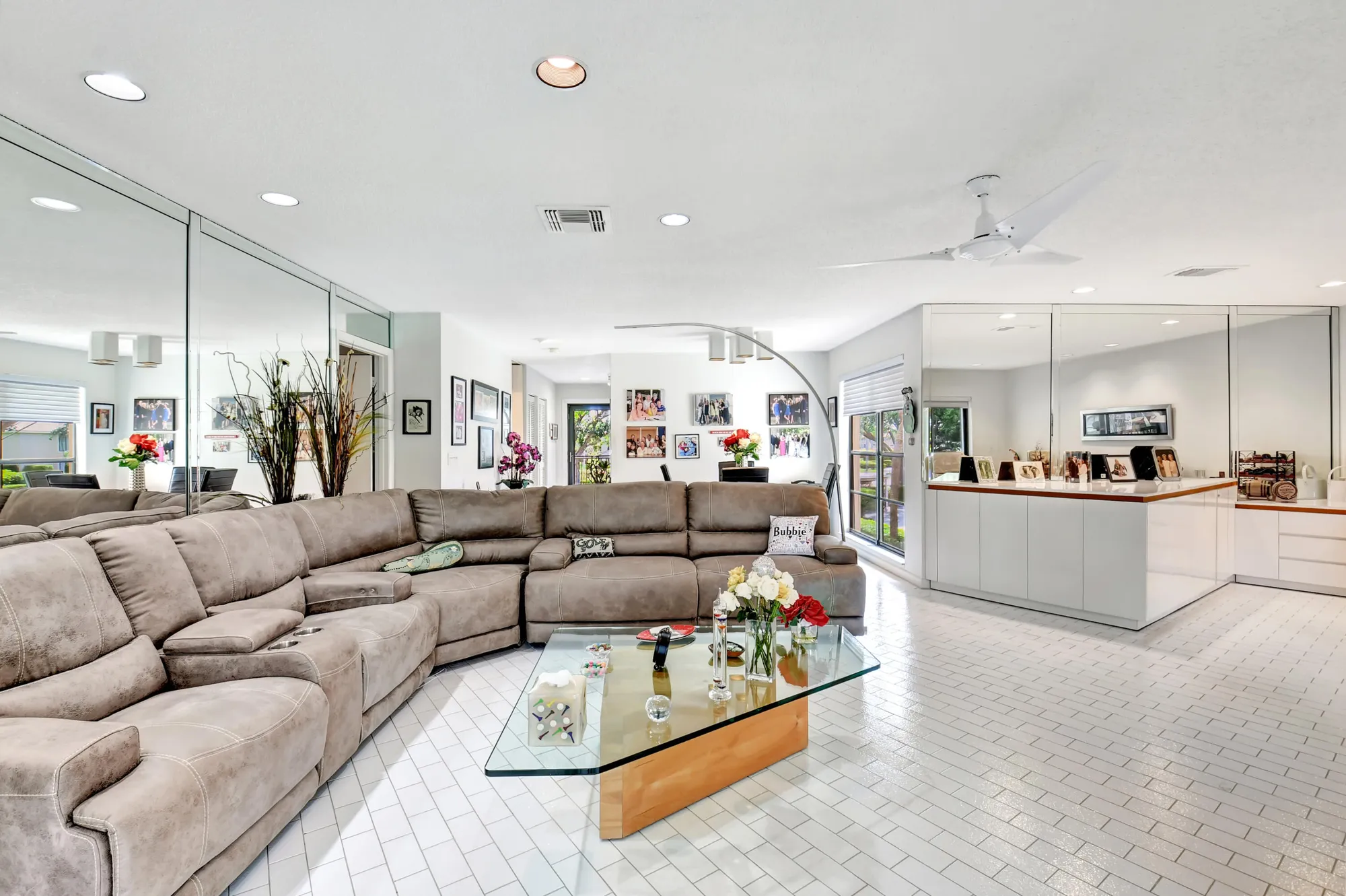 Property Slideshow image 21 of 84 | 15 stratford dr e b, Boynton Beach, FL, 33436