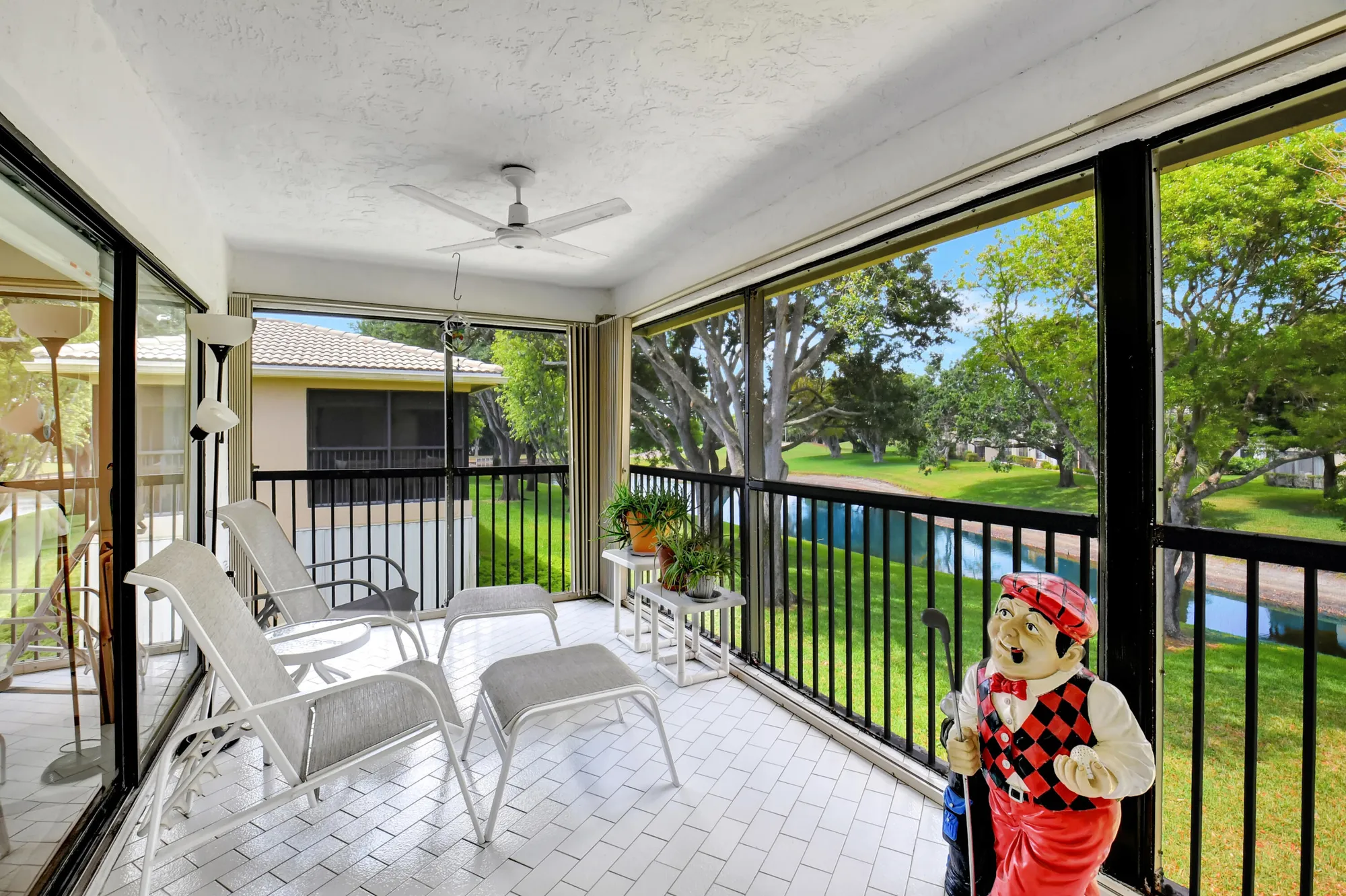 Property Slideshow image 23 of 84 | 15 stratford dr e b, Boynton Beach, FL, 33436