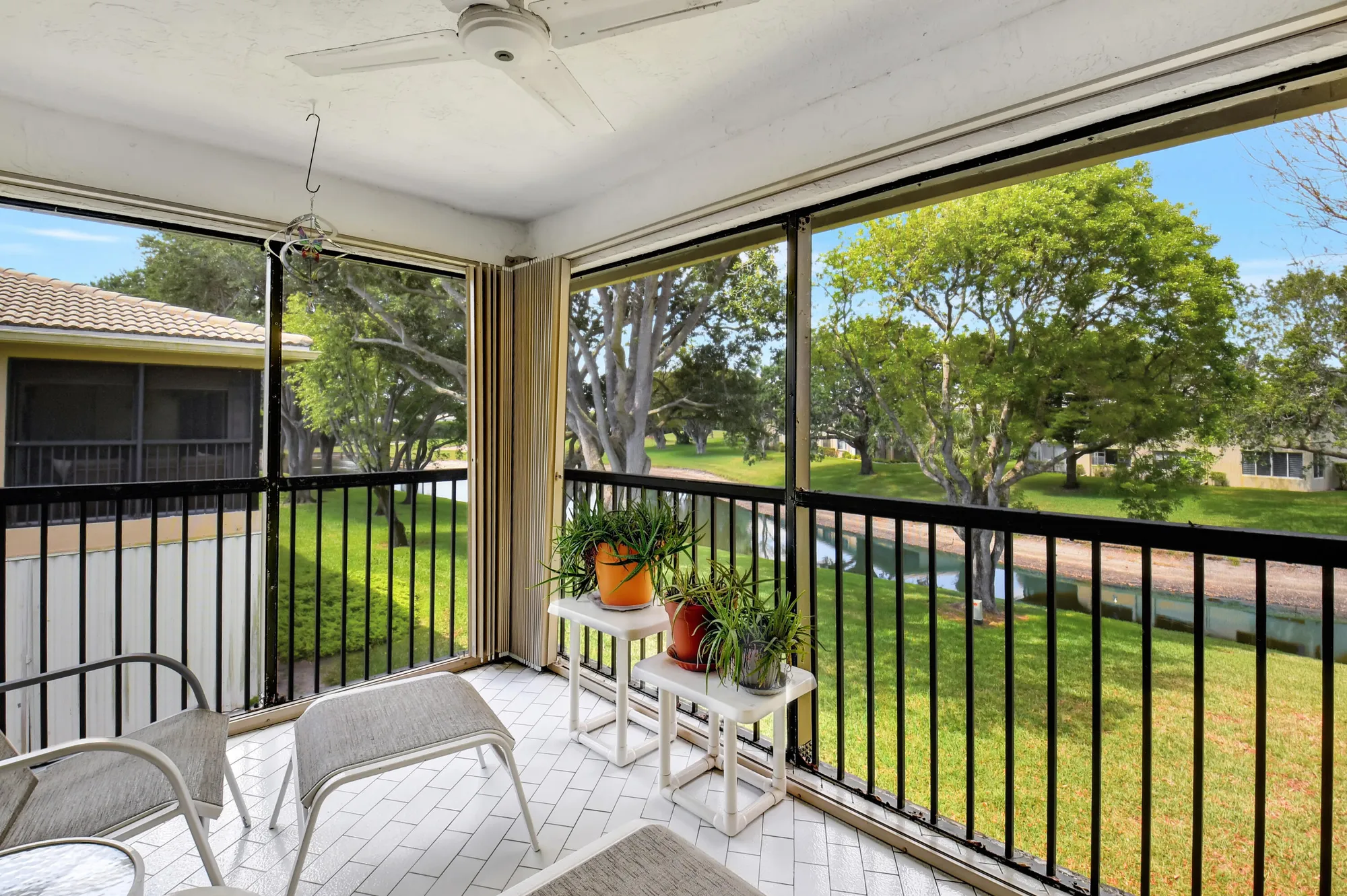 Property Slideshow image 24 of 84 | 15 stratford dr e b, Boynton Beach, FL, 33436