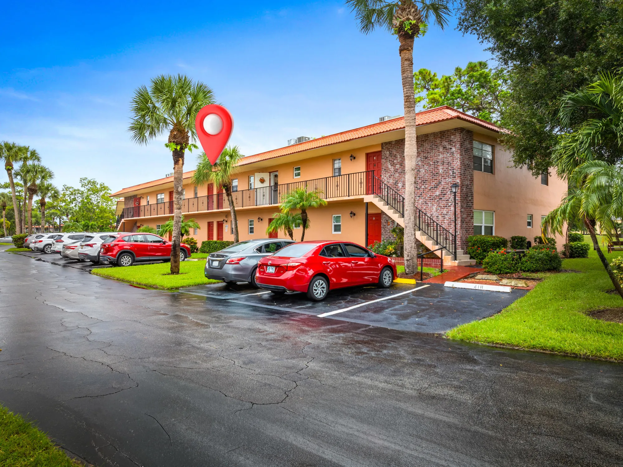 Property Slideshow image 2 of 27 | 1979 sw palm city rd h, Stuart, FL, 34994