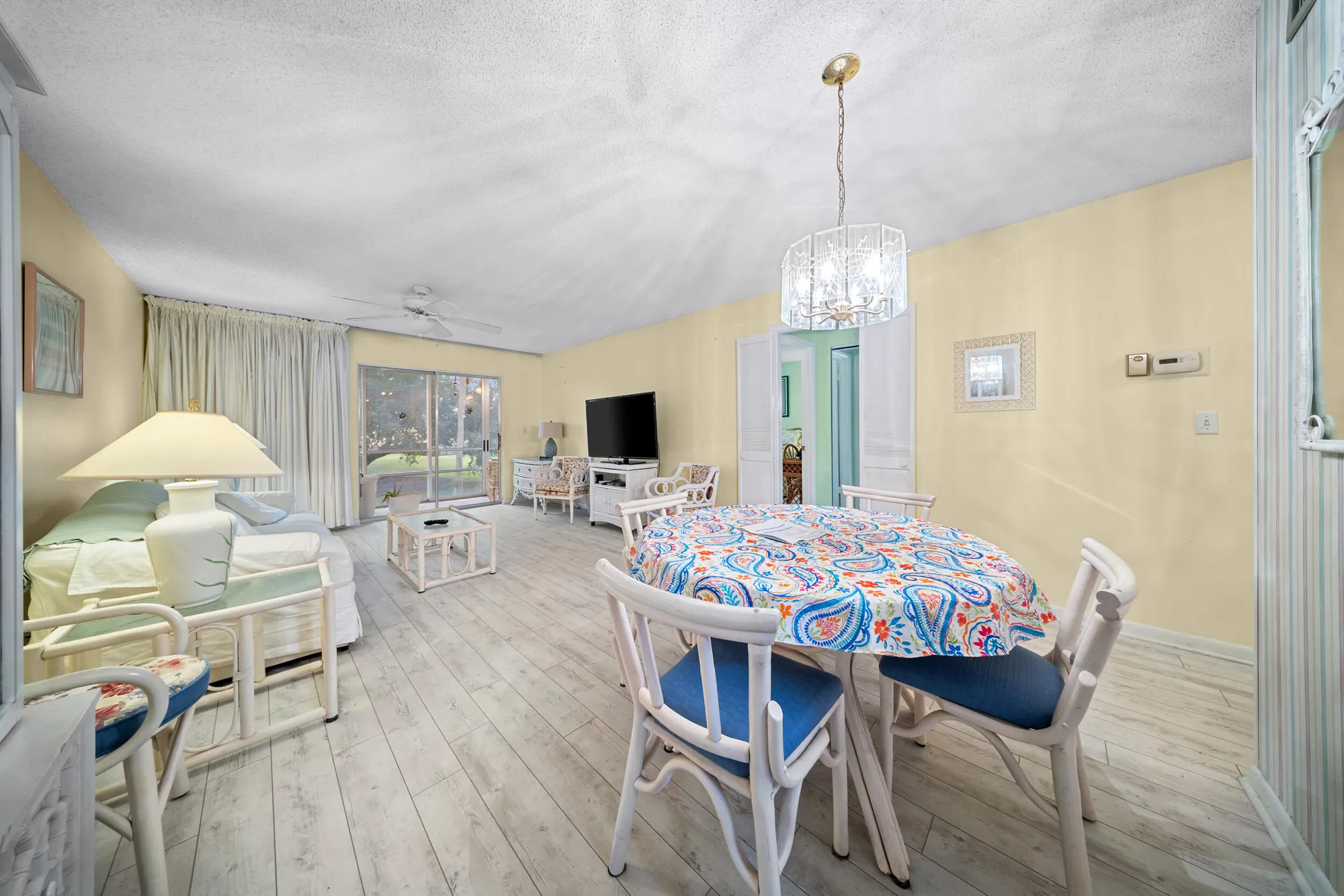 Property Slideshow image 7 of 27 | 1979 sw palm city rd h, Stuart, FL, 34994