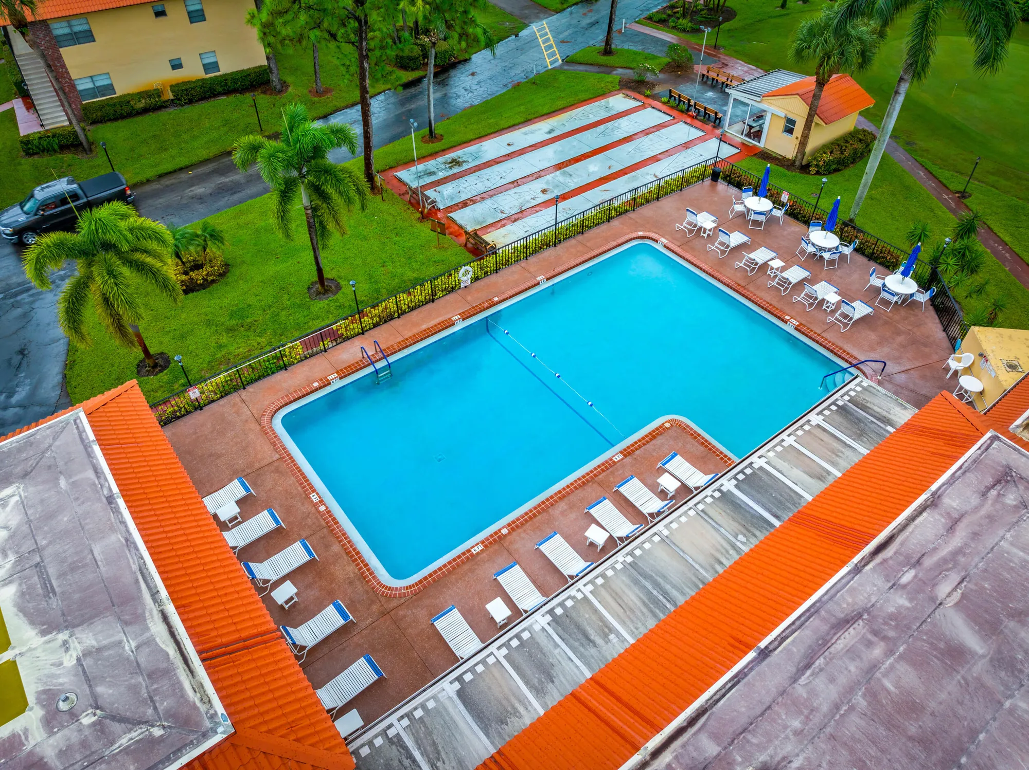 Property Slideshow image 21 of 27 | 1979 sw palm city rd h, Stuart, FL, 34994