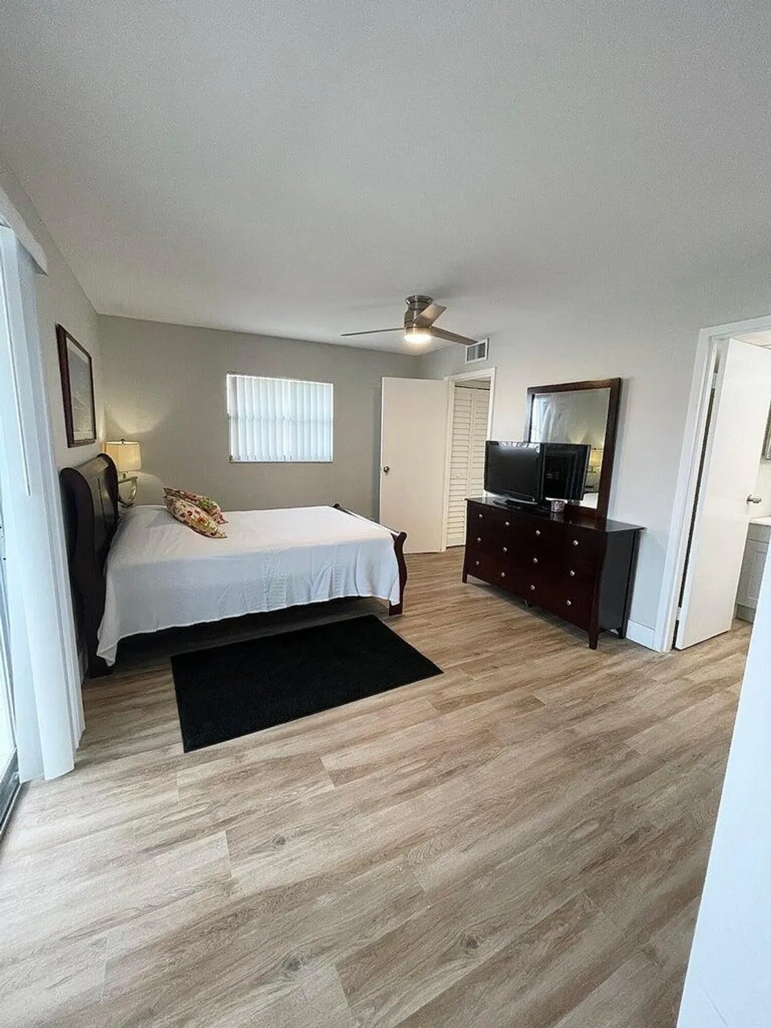 Property Slideshow image 12 of 29 | 95 saxony b # 95, Delray Beach, FL, 33446