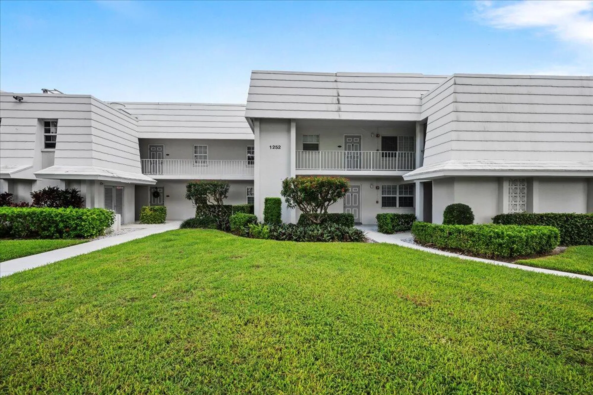 Property Slideshow image 5 of 38 | 1252 sugar sands blvd apt 137, Riviera Beach, FL, 33404