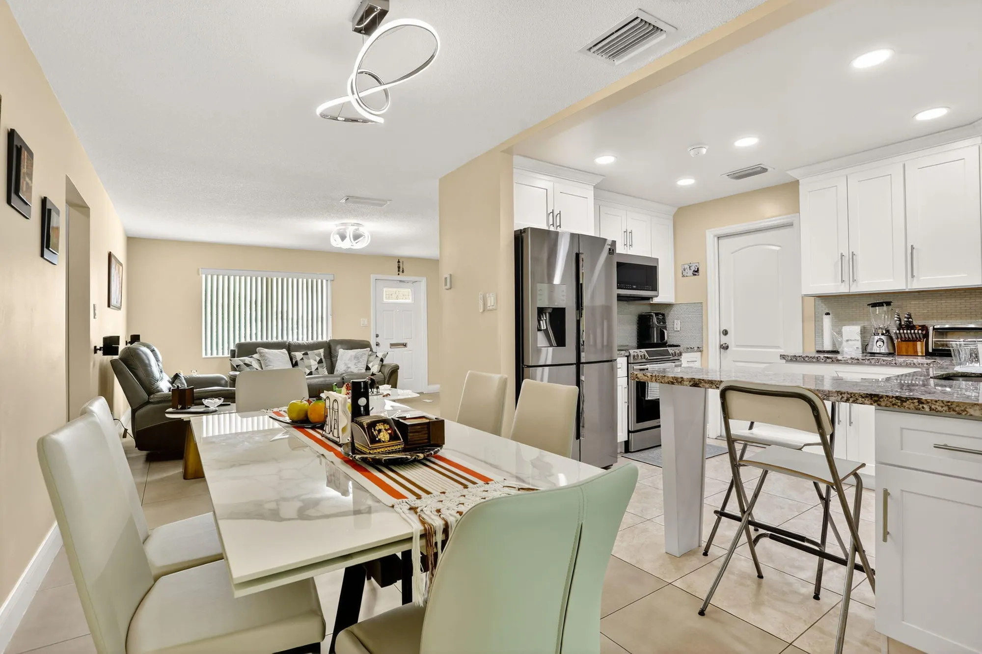 Property Slideshow image 6 of 33 | 6945 nw 14th st, Margate, FL, 33063