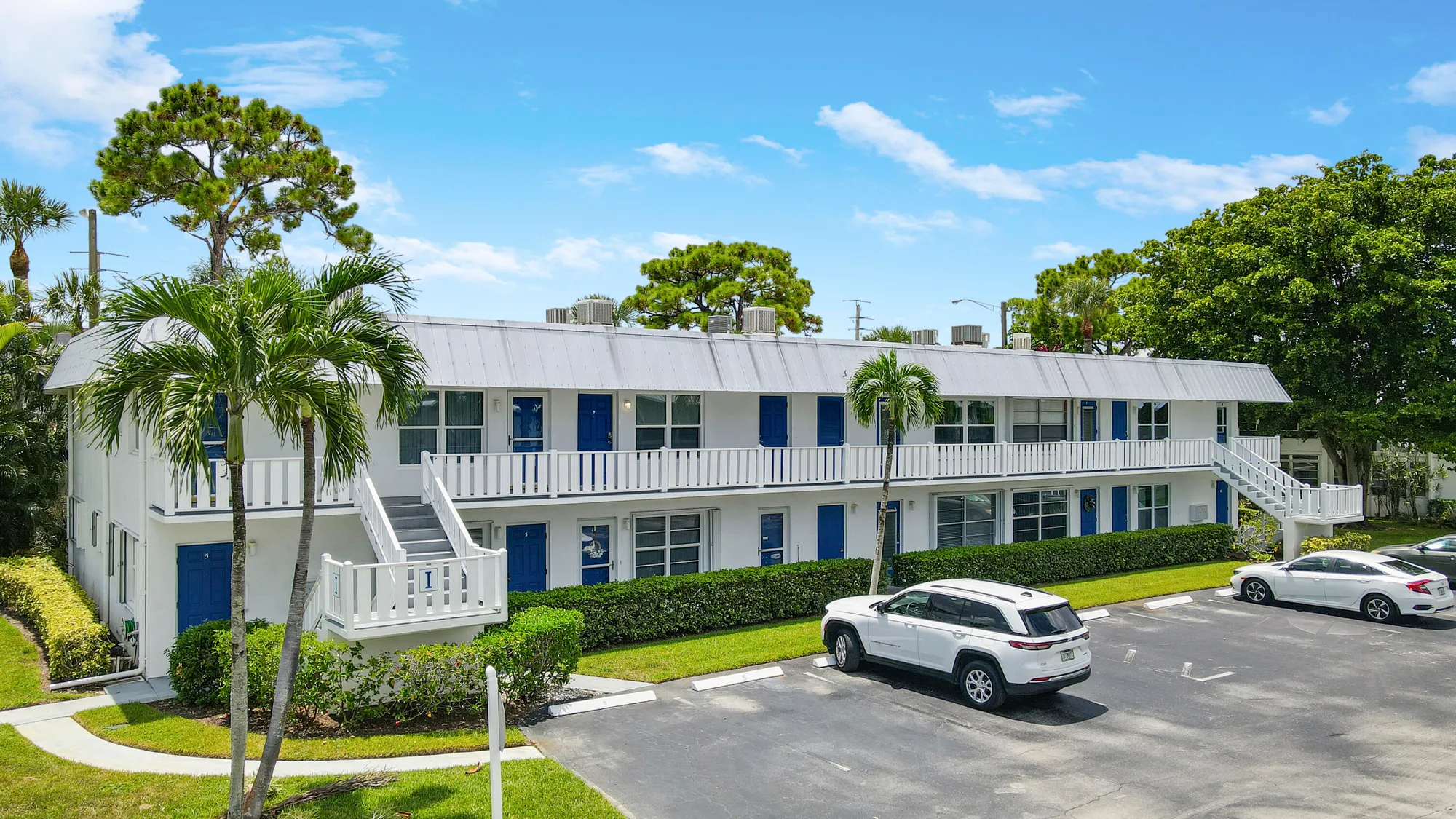 Property Slideshow image 1 of 19 | 2929 se ocean blvd # 1-9, Stuart, FL, 34996