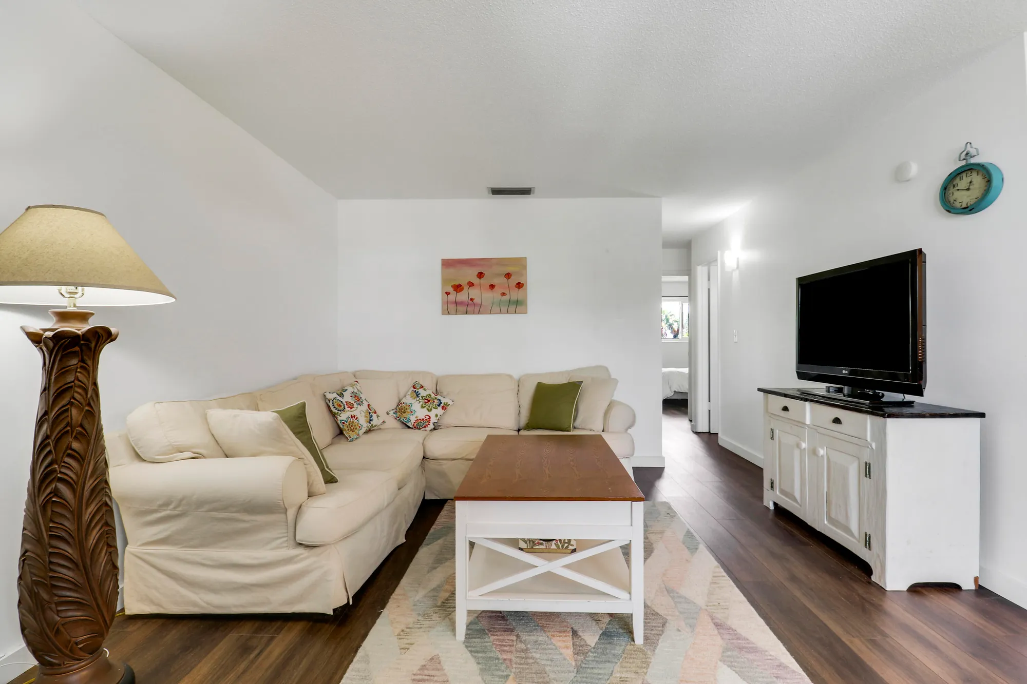 Property Slideshow image 5 of 19 | 2929 se ocean blvd # 1-9, Stuart, FL, 34996