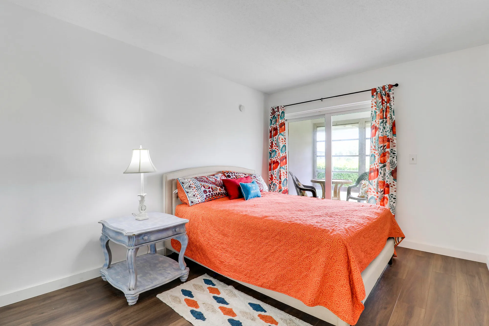 Property Slideshow image 14 of 19 | 2929 se ocean blvd # 1-9, Stuart, FL, 34996