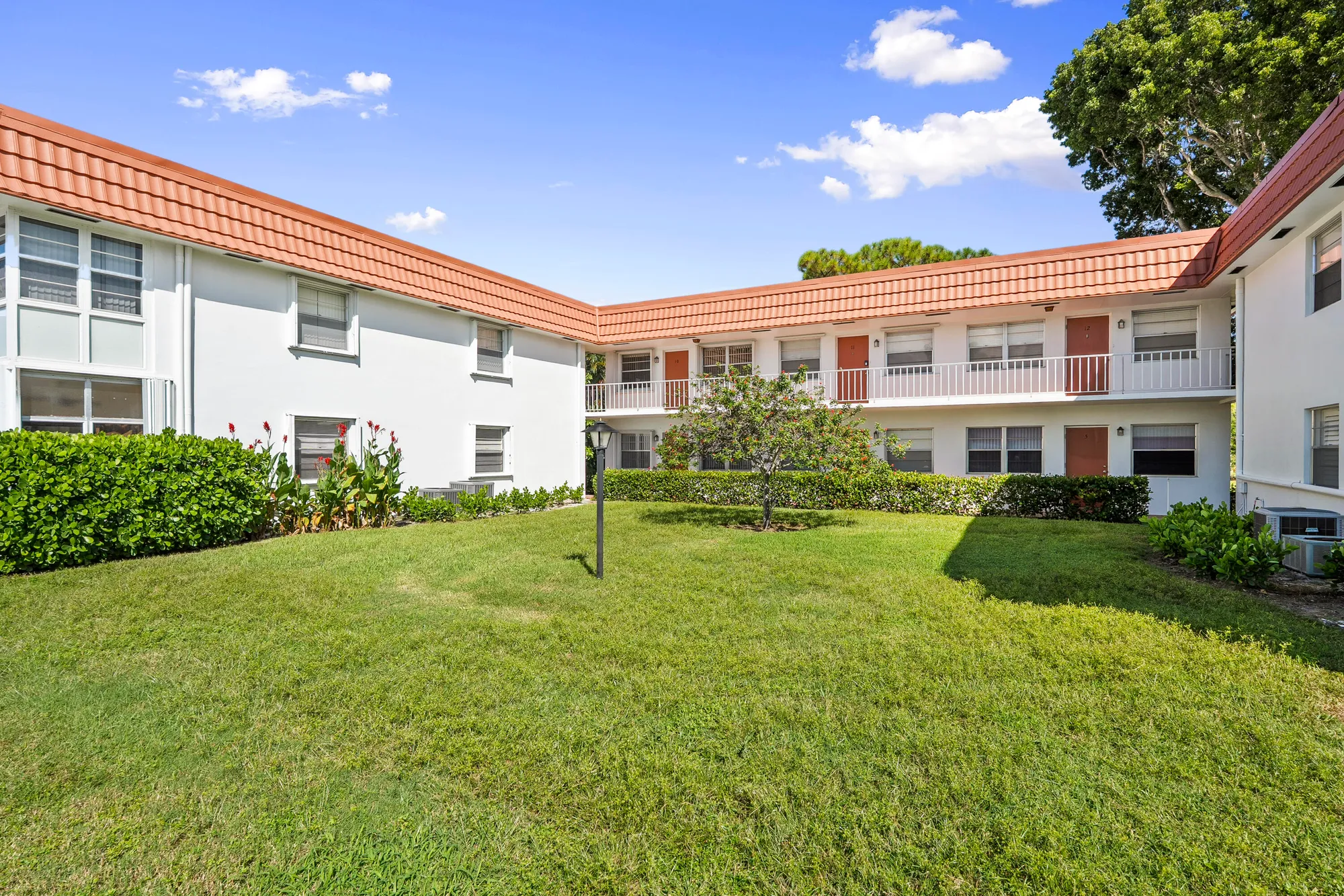 Property Slideshow image 3 of 48 | 2600 se ocean blvd z10, Stuart, FL, 34996