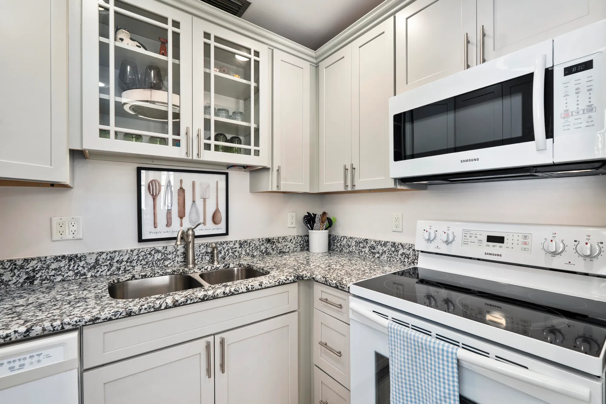 Property Slideshow image 7 of 48 | 2600 se ocean blvd z10, Stuart, FL, 34996