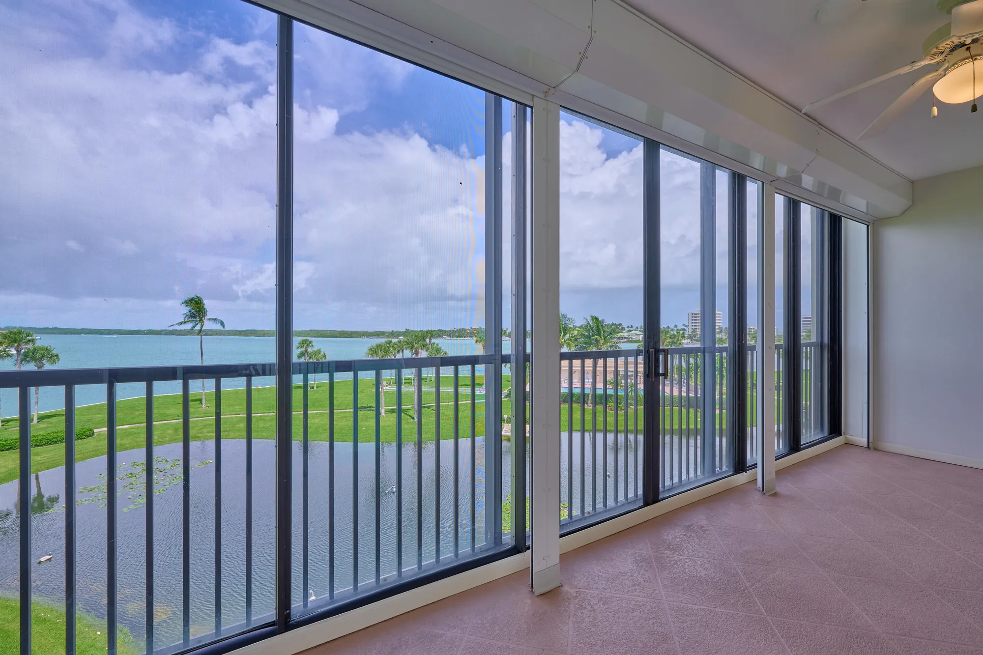 Property Slideshow image 9 of 39 | 200 intracoastal pl apt 402, Jupiter, FL, 33469
