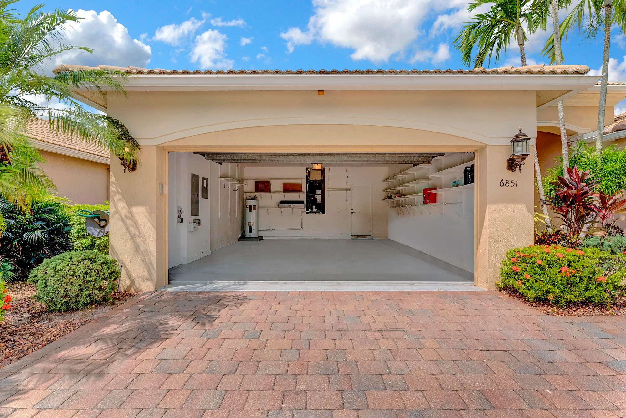 Property Slideshow image 8 of 54 | 6851 milani st, Lake Worth, FL, 33467