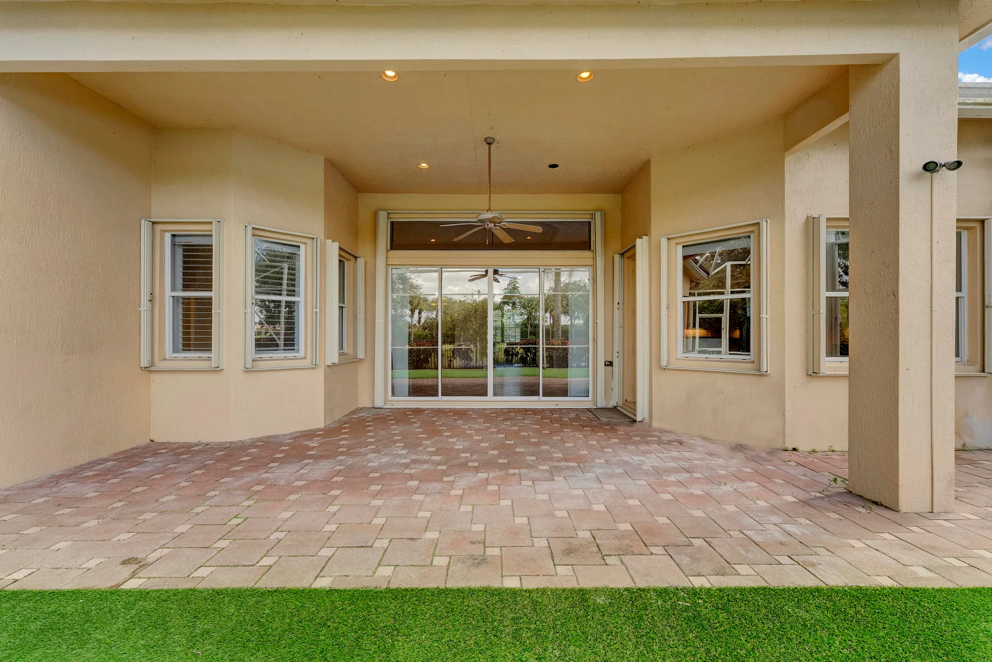 Property Slideshow image 32 of 54 | 6851 milani st, Lake Worth, FL, 33467