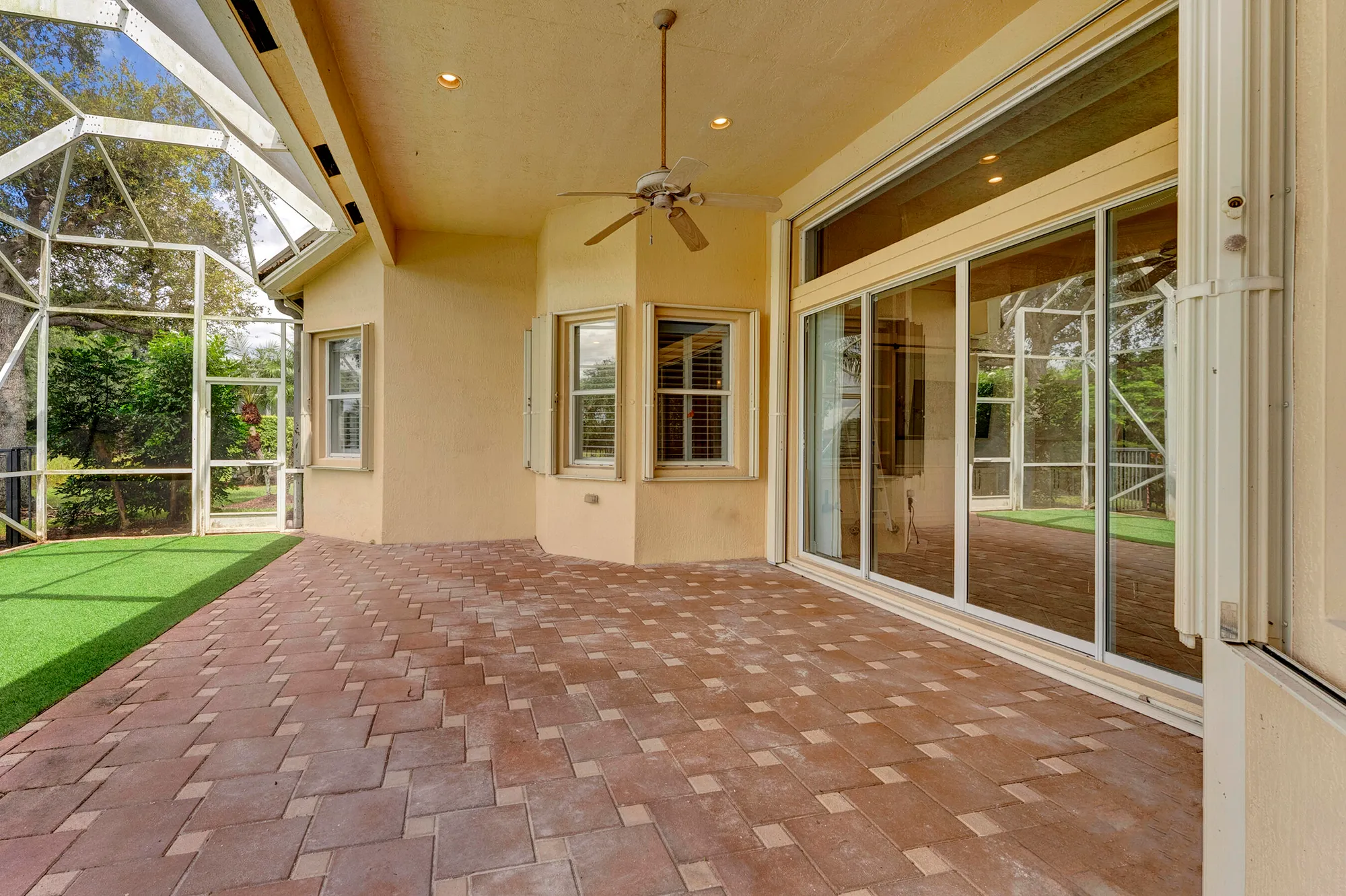 Property Slideshow image 33 of 54 | 6851 milani st, Lake Worth, FL, 33467