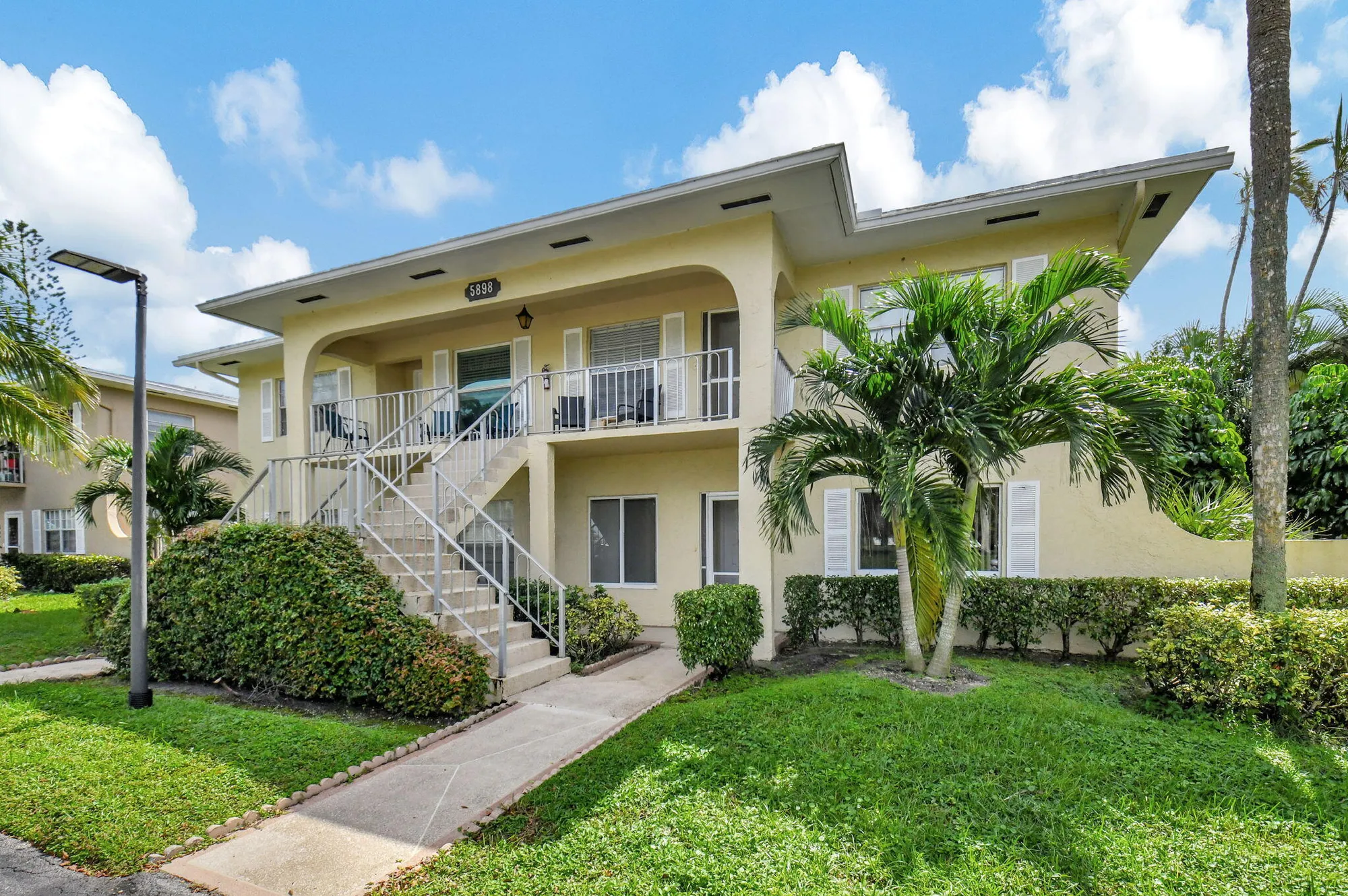 Property Slideshow image 1 of 43 | 5898 via delray c, Delray Beach, FL, 33484
