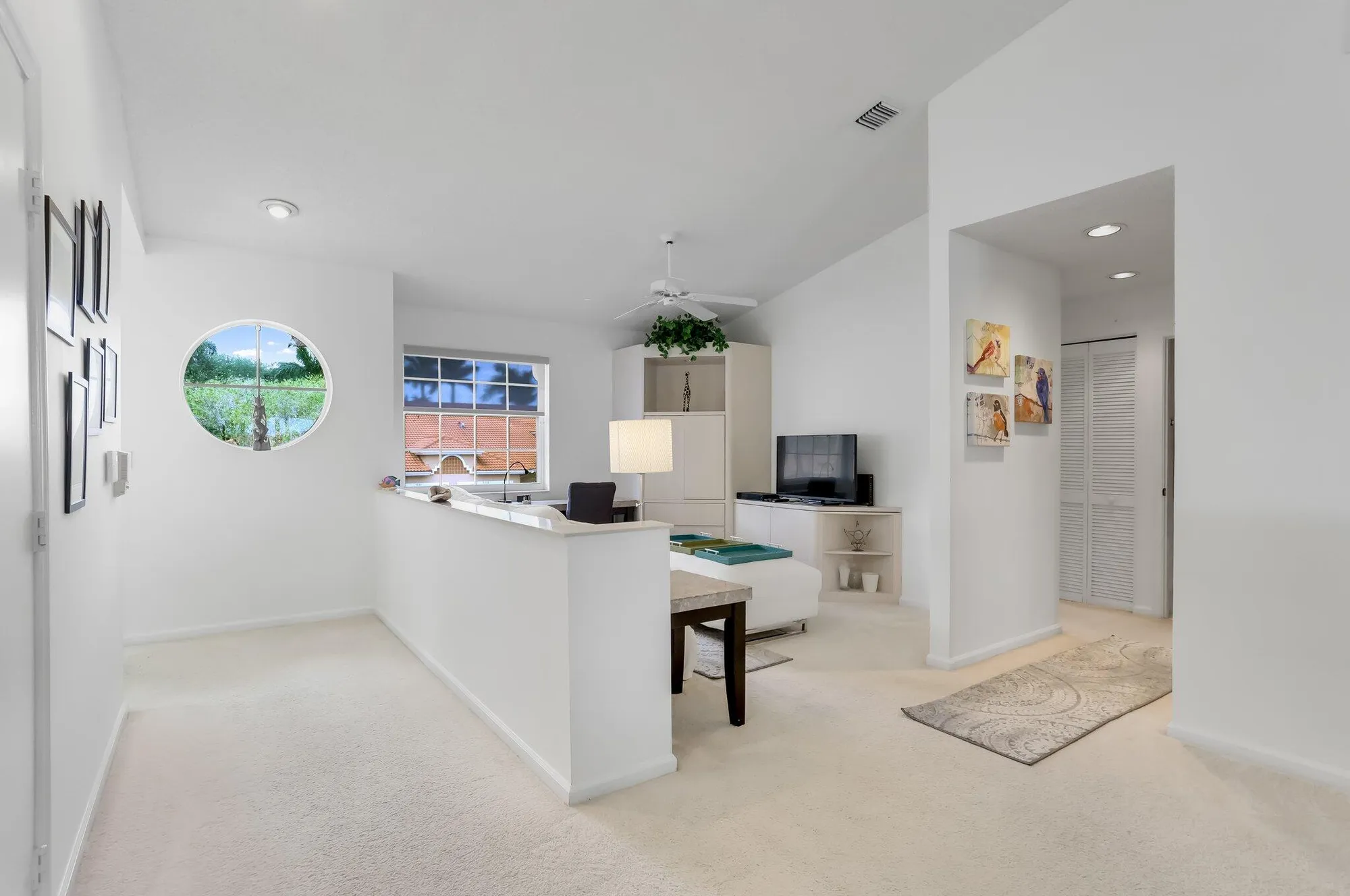 Property Slideshow image 12 of 55 | 9927 seacrest cir apt 202, Boynton Beach, FL, 33437
