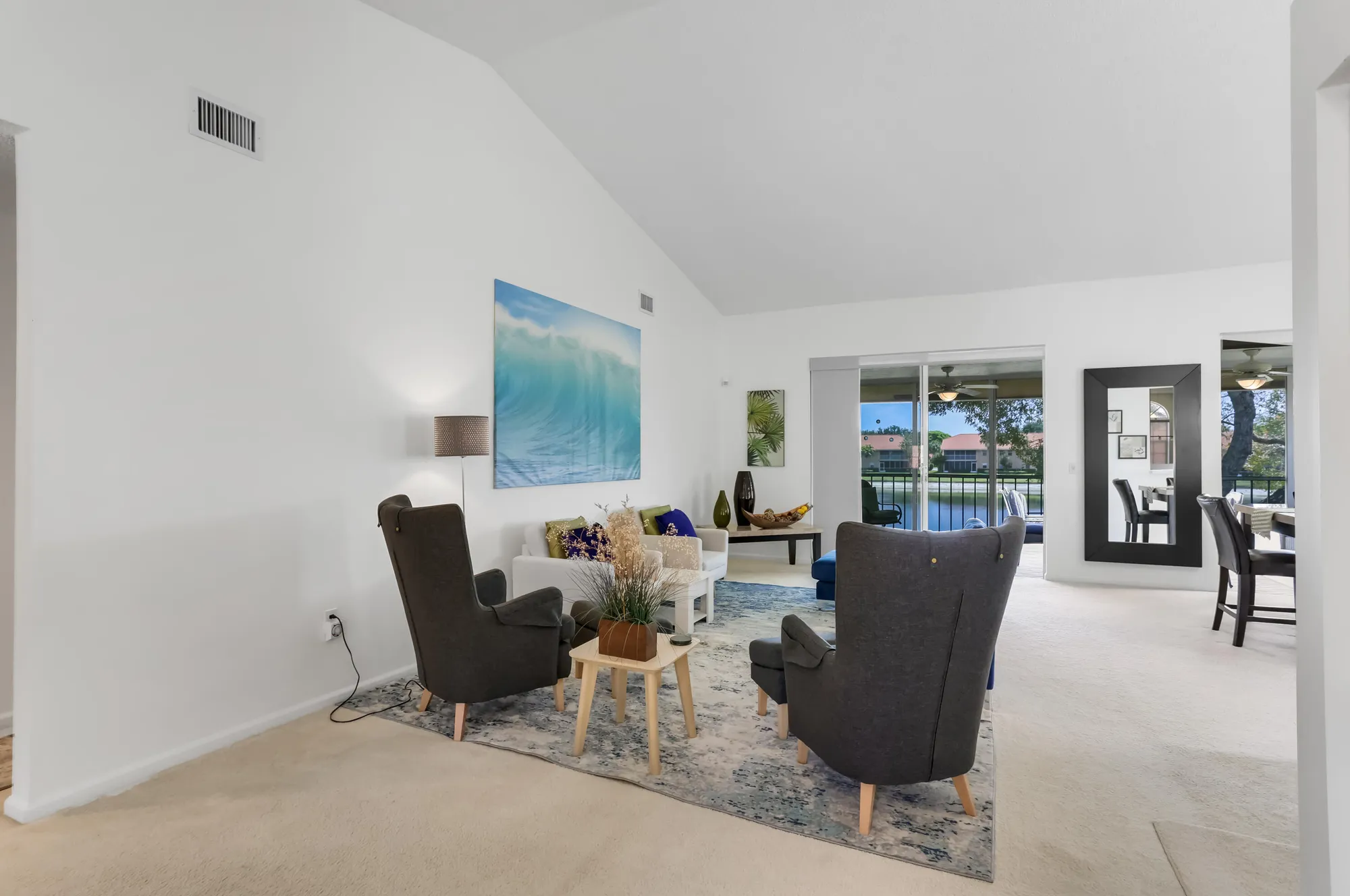 Property Slideshow image 13 of 55 | 9927 seacrest cir apt 202, Boynton Beach, FL, 33437