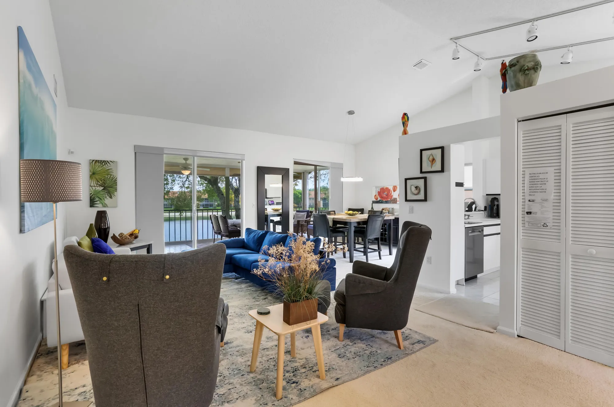 Property Slideshow image 14 of 55 | 9927 seacrest cir apt 202, Boynton Beach, FL, 33437