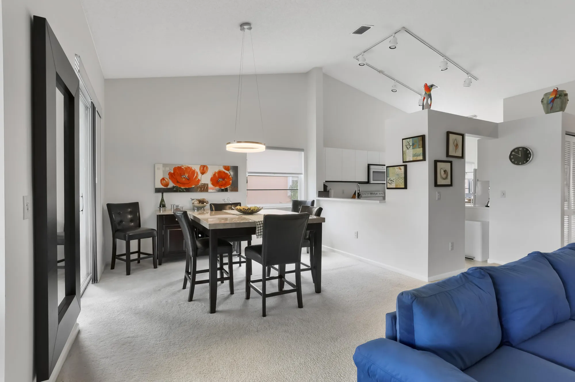 Property Slideshow image 15 of 55 | 9927 seacrest cir apt 202, Boynton Beach, FL, 33437