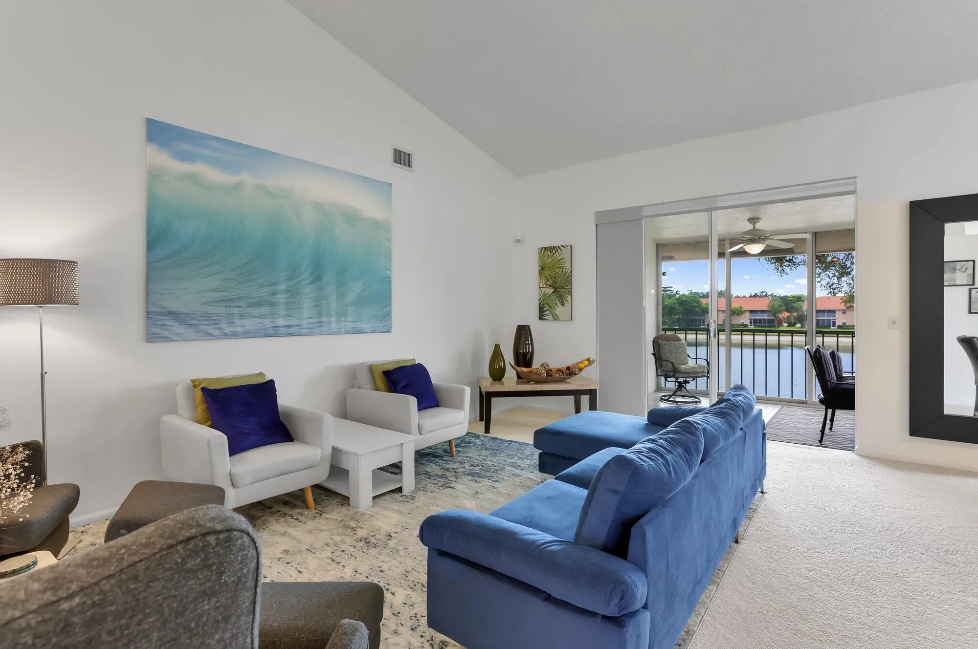 Property Slideshow image 18 of 55 | 9927 seacrest cir apt 202, Boynton Beach, FL, 33437